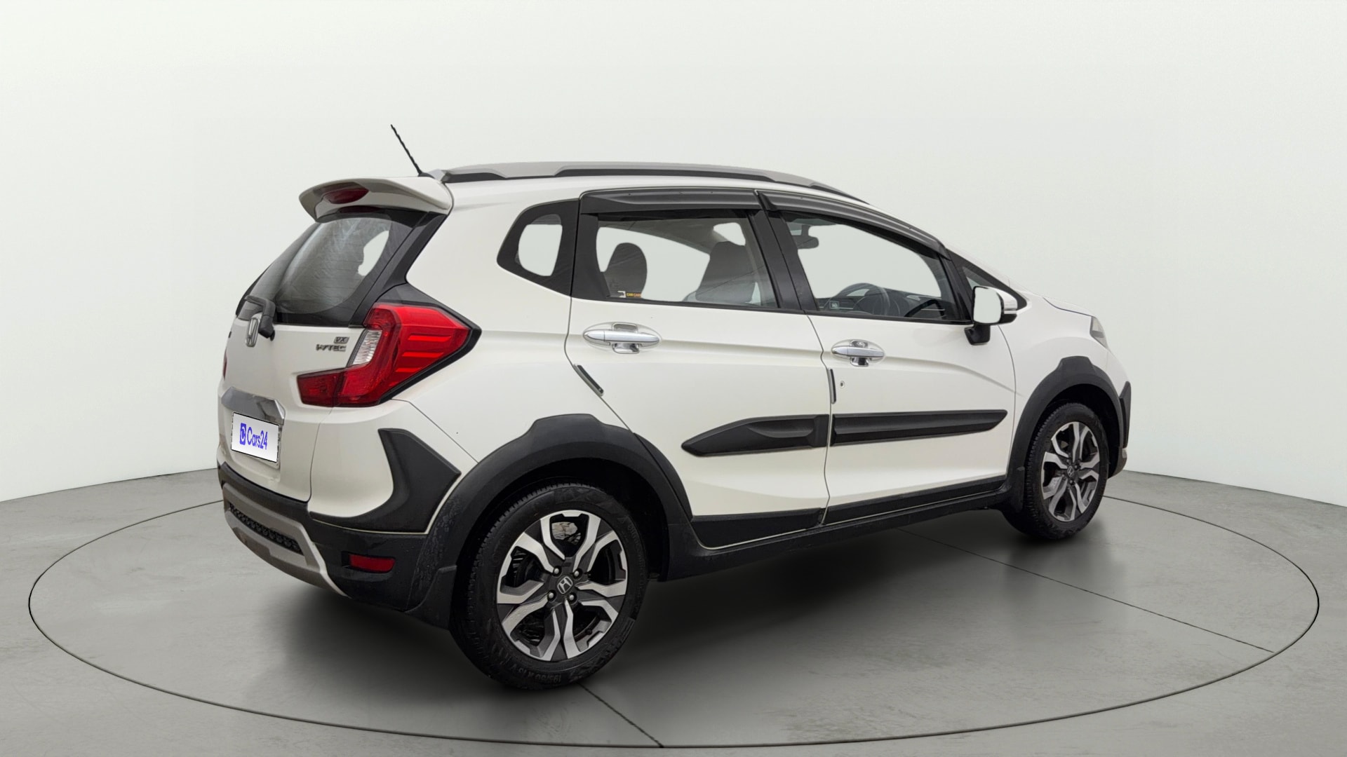 View 2018 Honda WR-V S MT Diesel Edge Edition Image 43 Used 2018 Honda WR-V S MT Diesel Edge Edition Image 43