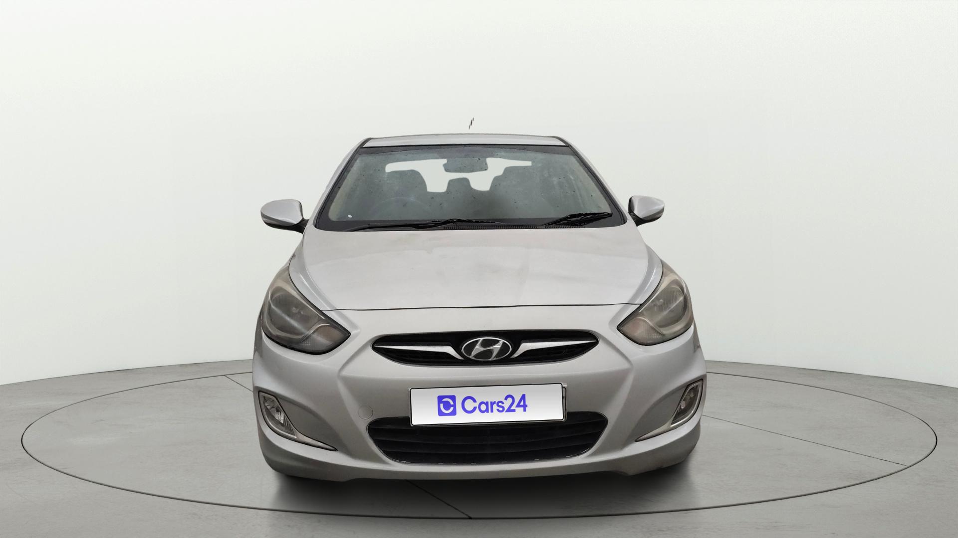 2013 ह्युंडई फ्लयूडिक वरना 1.6 CRDI SX 2013 ह्युंडई फ्लयूडिक वरना 1.6 CRDI SX