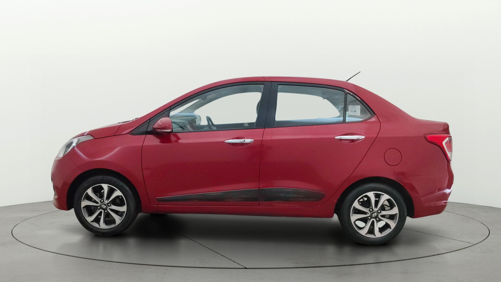 View 2014 Hyundai Xcent SX Petrol (O) Image 5 Used 2014 Hyundai Xcent SX Petrol (O) Image 5