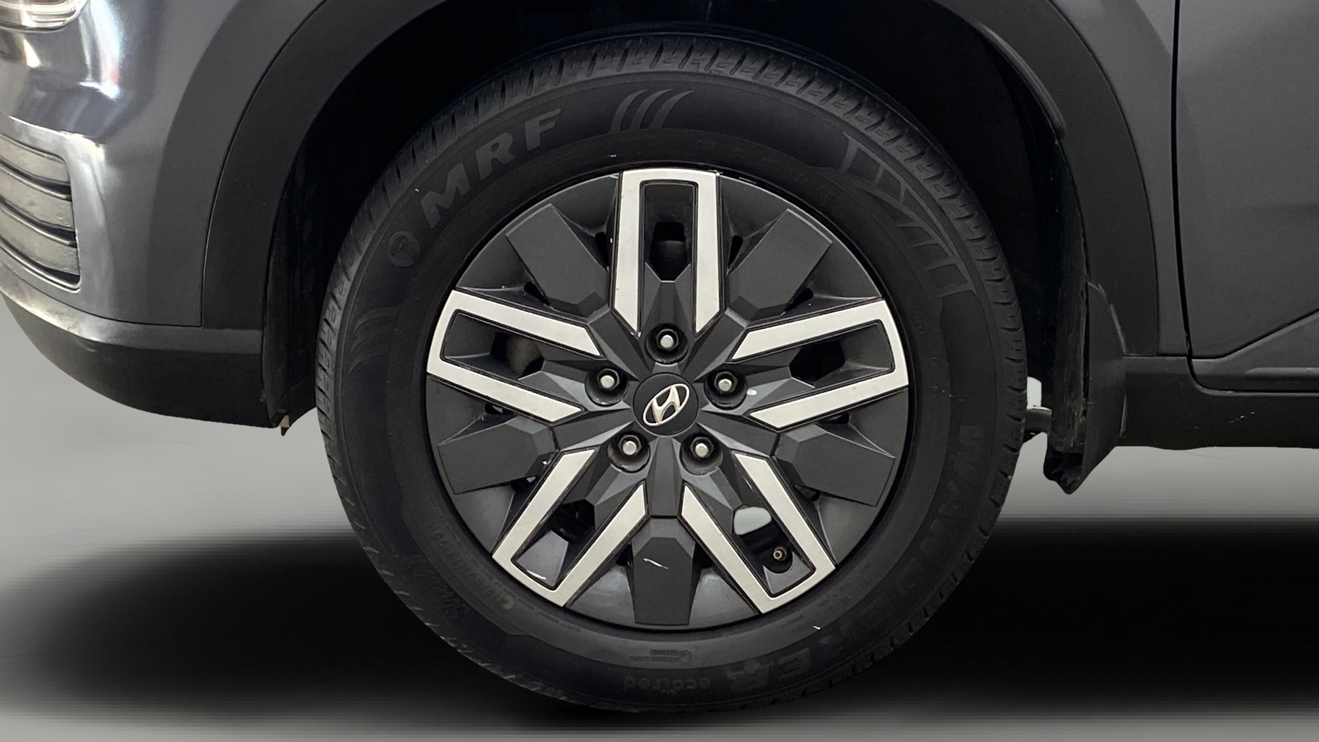 View 2023 Hyundai Venue S (O) 1.0 Turbo Petrol MT Image 29 Used 2023 Hyundai Venue S (O) 1.0 Turbo Petrol MT Image 29