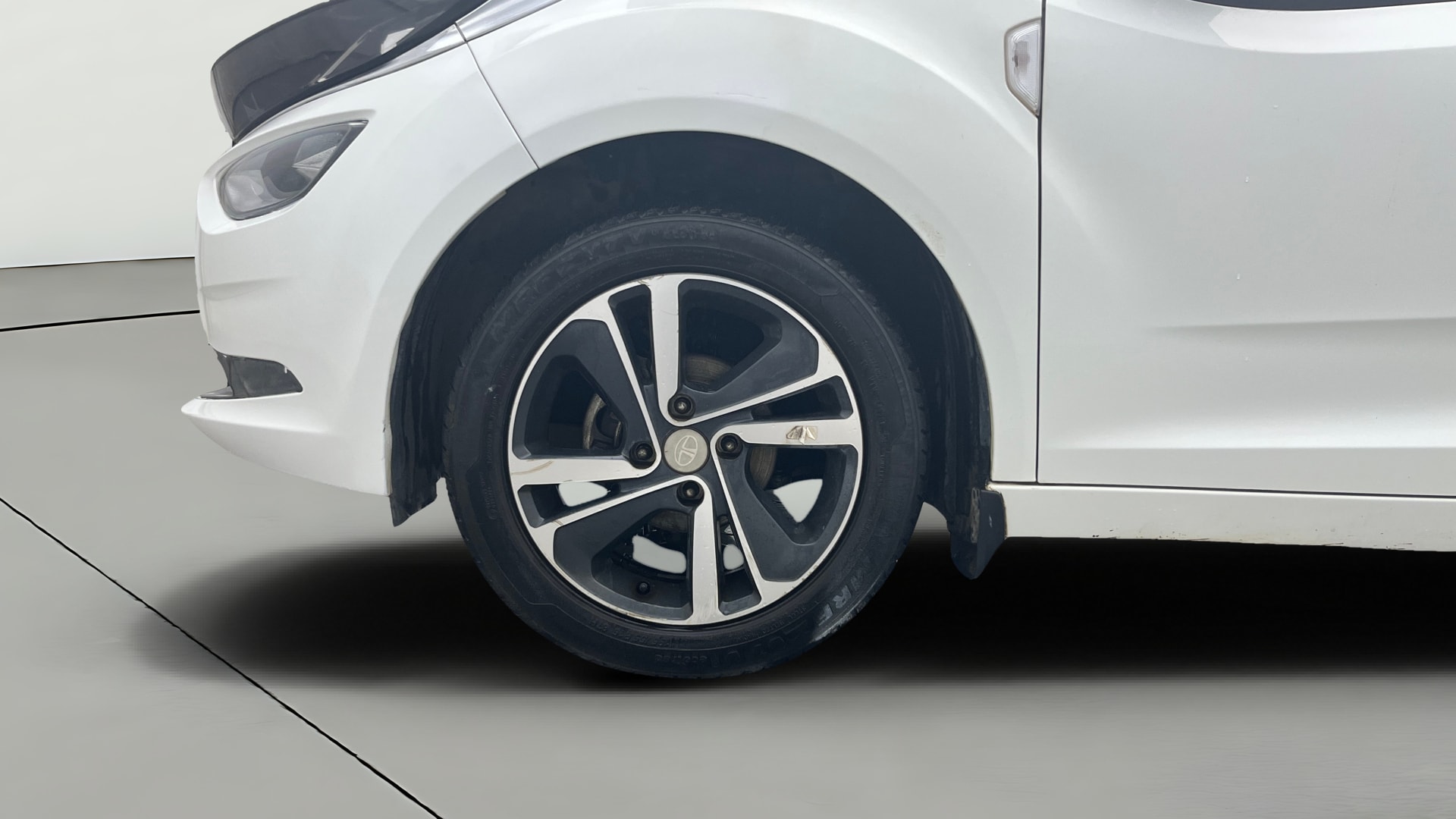 View 2020 Tata Altroz XZ Petrol Image 29 Used 2020 Tata Altroz XZ Petrol Image 29
