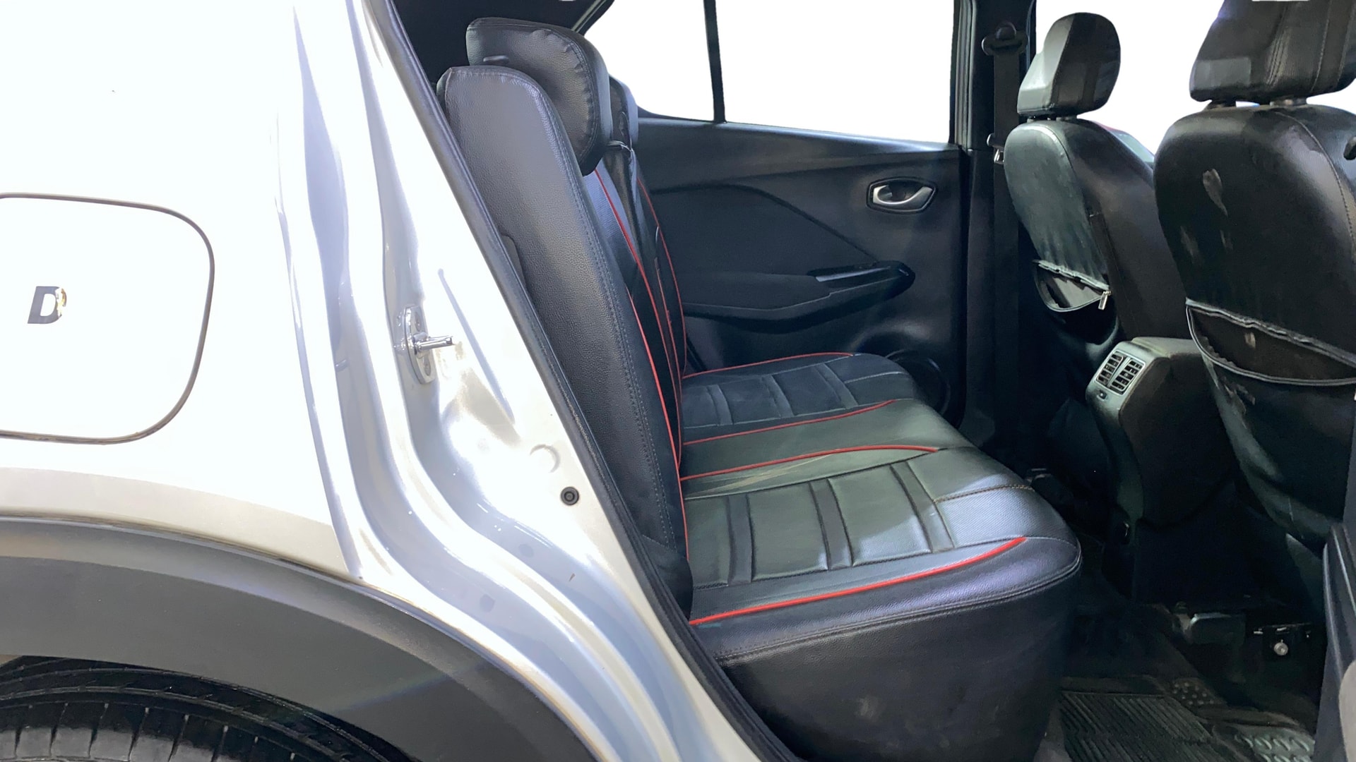 Used 2020 Nissan Kicks Used 2020 Nissan Kicks