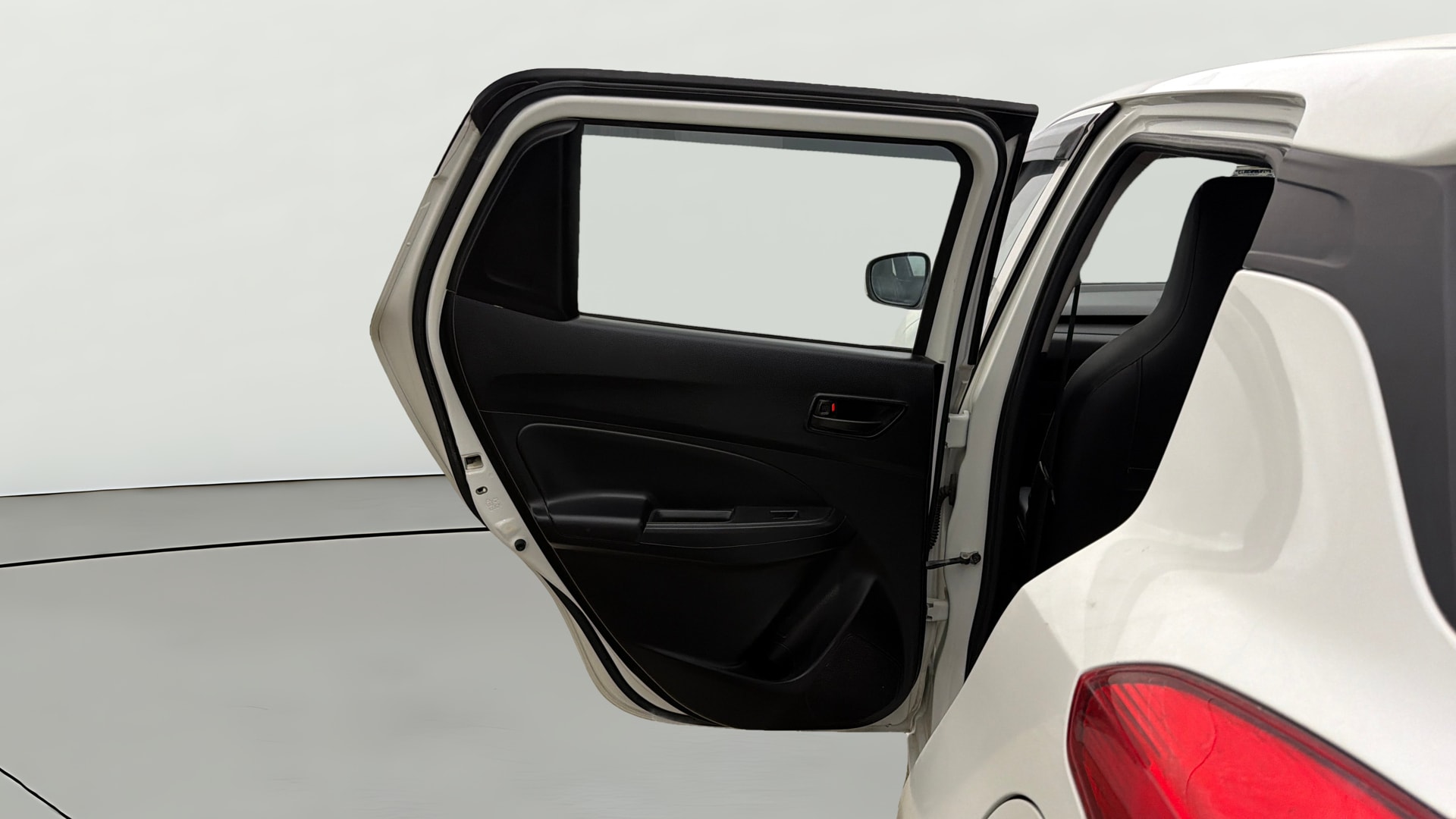 View 2022 Maruti Suzuki 1000 Base Variant Image 22 Used 2022 Maruti Suzuki 1000 Base Variant Image 22