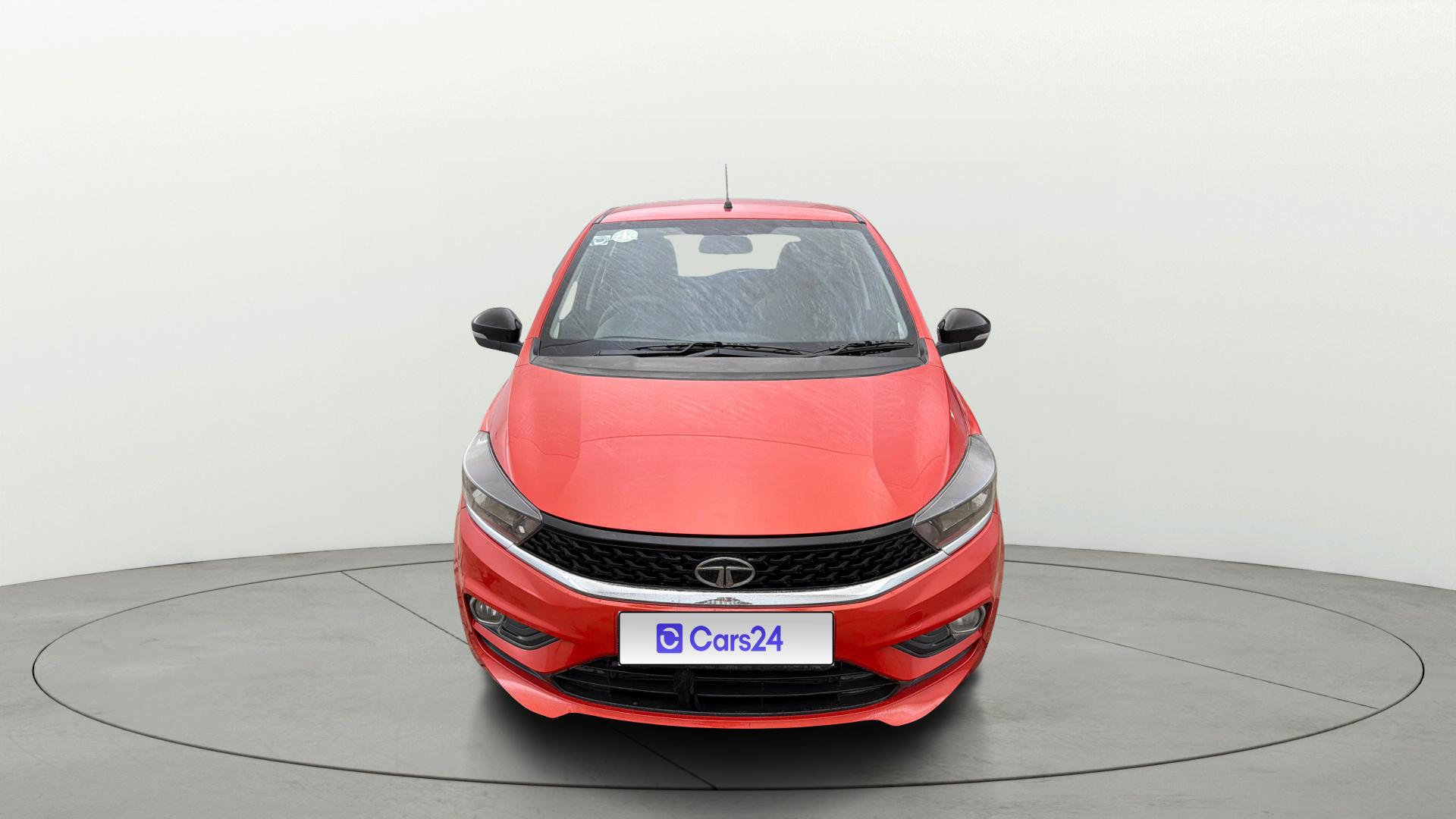 2020 टाटा टियागो Revotorq XB 2020 टाटा टियागो Revotorq XB
