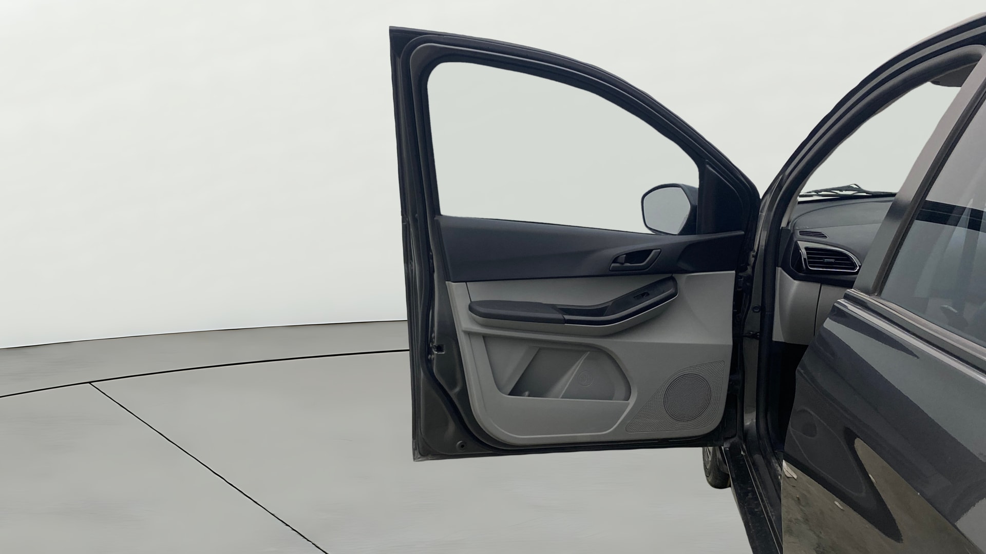 Used 2022 Tata Tiago Used 2022 Tata Tiago
