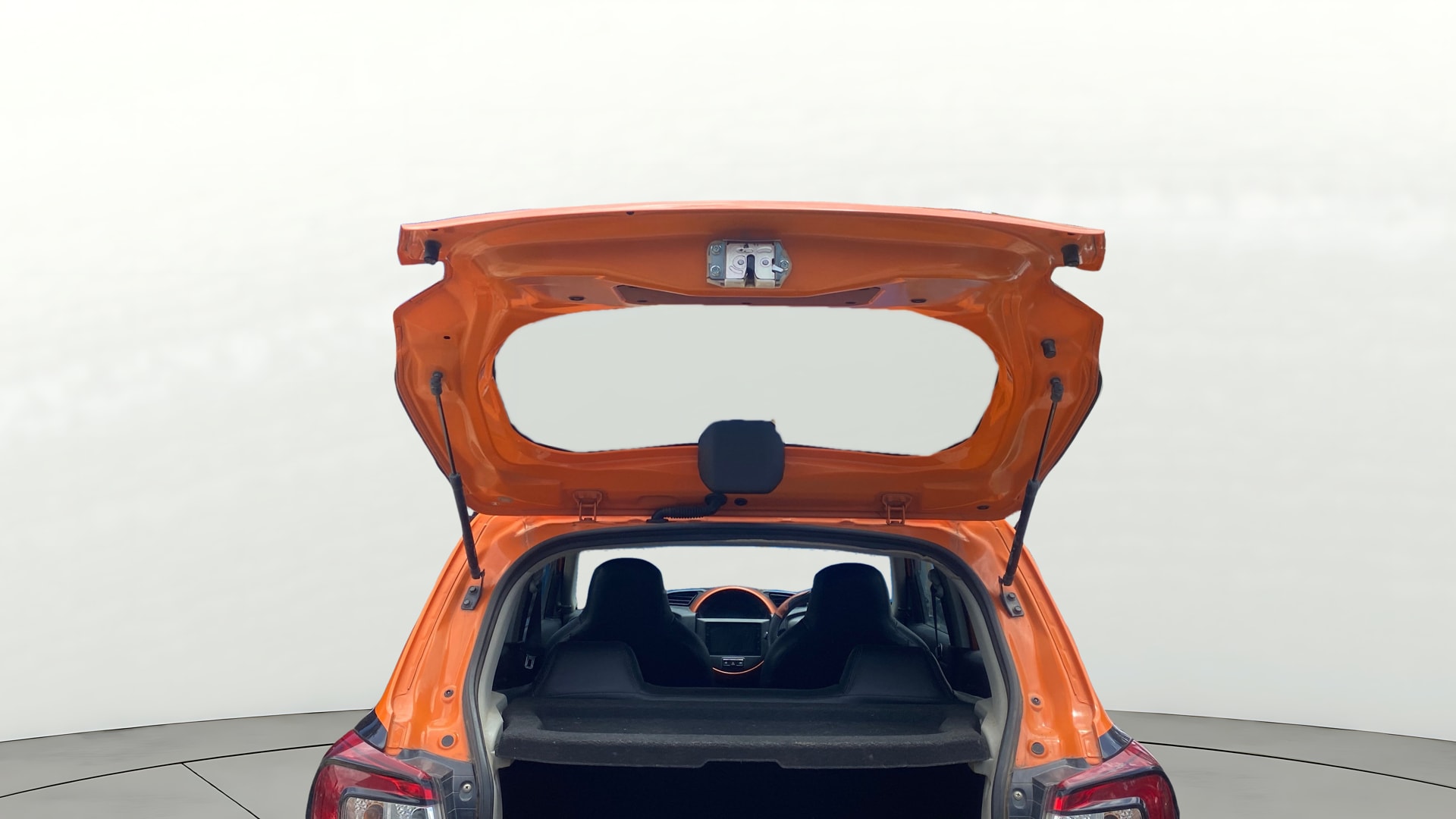 View 2019 Maruti Suzuki 1000 Base Variant Image 16 Used 2019 Maruti Suzuki 1000 Base Variant Image 16