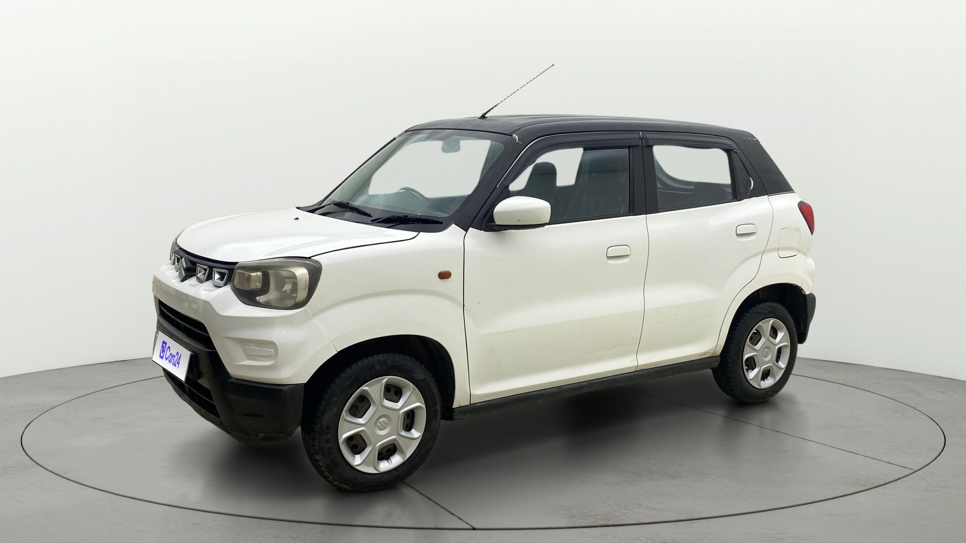 View 2021 Maruti Suzuki 1000 Base Variant Image 35 Used 2021 Maruti Suzuki 1000 Base Variant Image 35