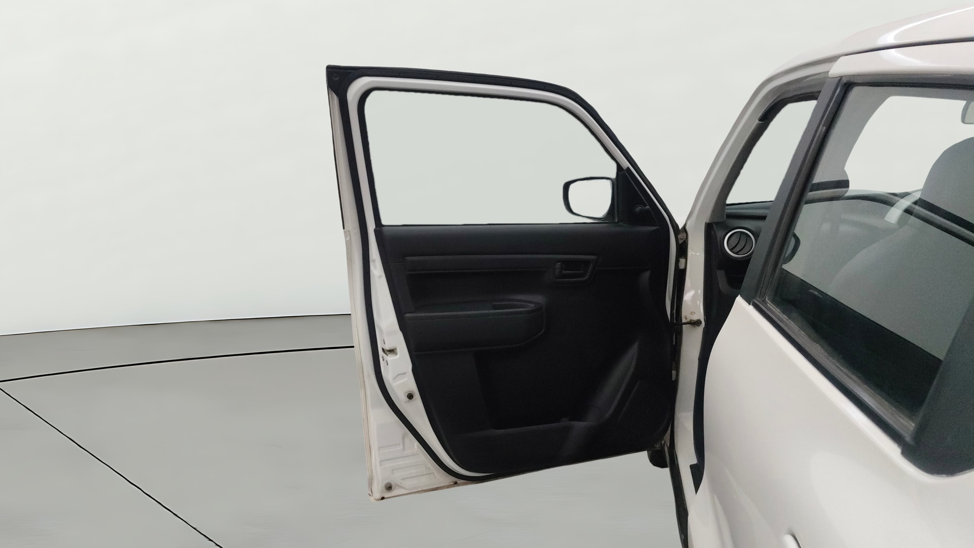 View 2020 Maruti Suzuki 1000 Base Variant Image 30 Used 2020 Maruti Suzuki 1000 Base Variant Image 30