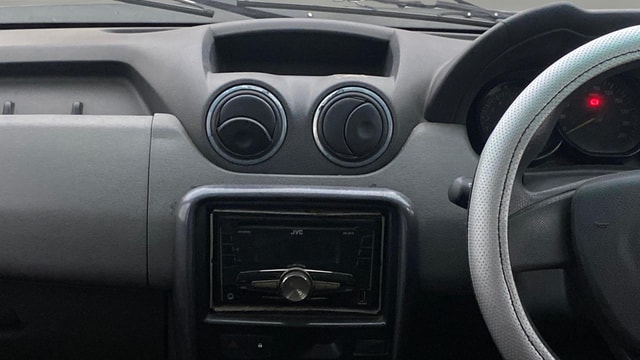 View Renault Duster Image 17 Used Renault Duster Image 17