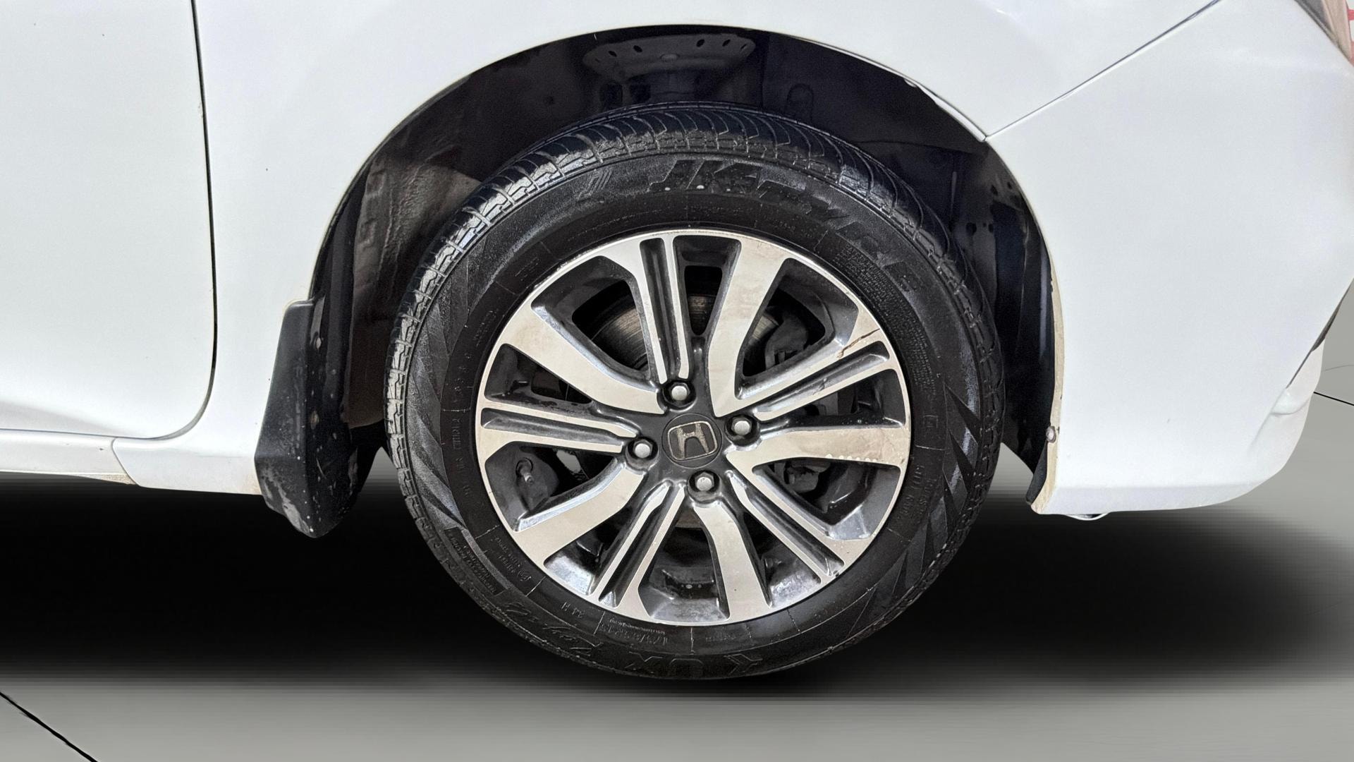 View 2023 Honda City ZX MT Diesel Anniversary Edition Image 42 Used 2023 Honda City ZX MT Diesel Anniversary Edition Image 42