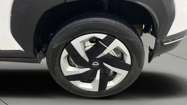 View Nissan Magnite Image 11 Used Nissan Magnite Image 11