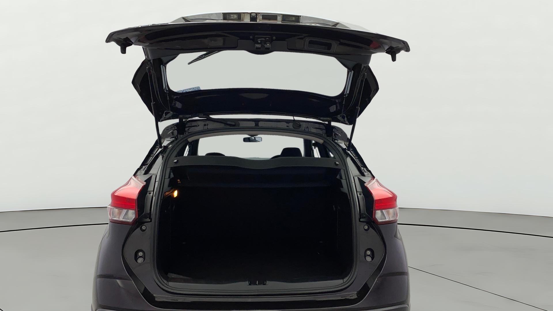 Used 2020 Nissan Kicks Used 2020 Nissan Kicks
