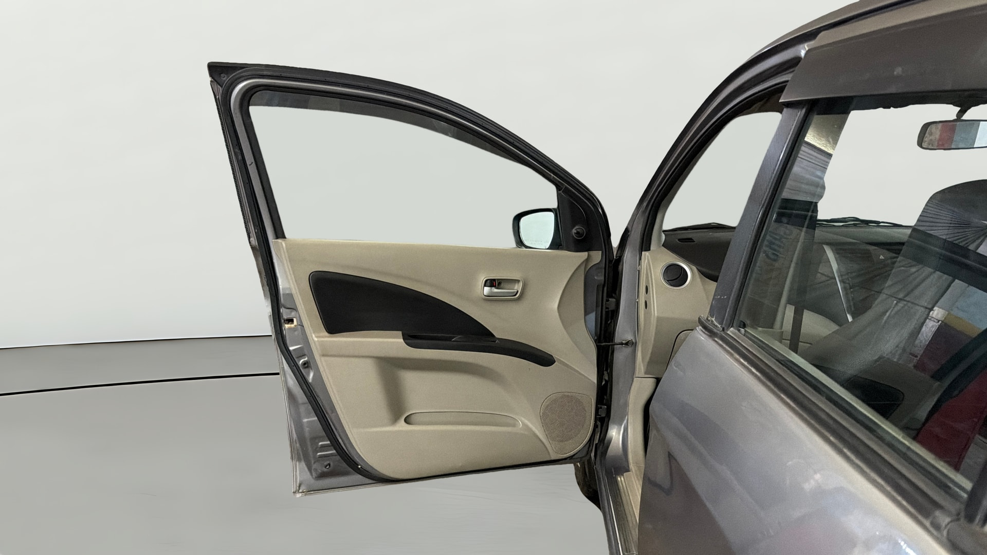 View 2016 Maruti Suzuki 1000 Base Variant Image 31 Used 2016 Maruti Suzuki 1000 Base Variant Image 31