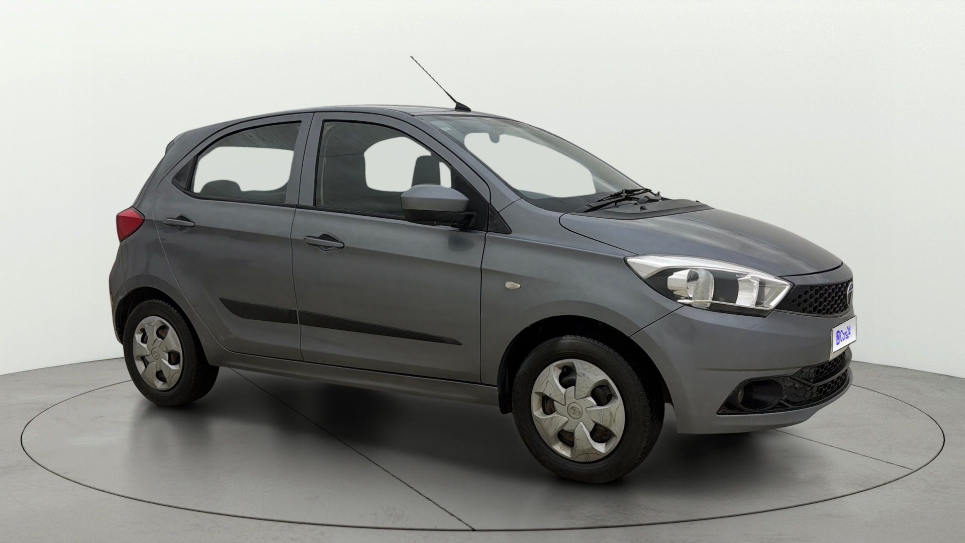 View 2018 Tata Tiago Revotorq XB Image 35 Used 2018 Tata Tiago Revotorq XB Image 35