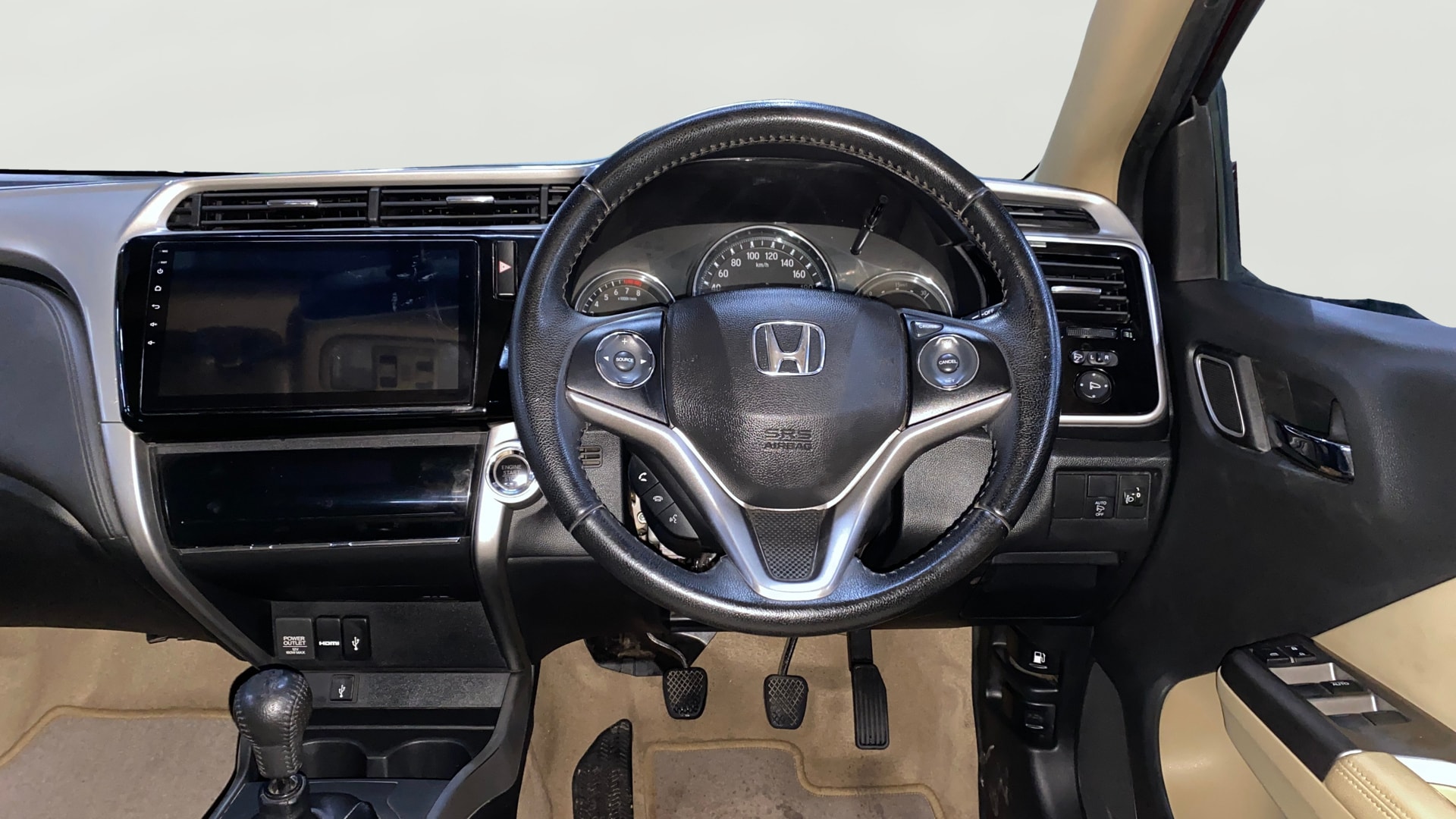 View 2018 Honda City ZX MT Diesel Anniversary Edition Image 13 Used 2018 Honda City ZX MT Diesel Anniversary Edition Image 13