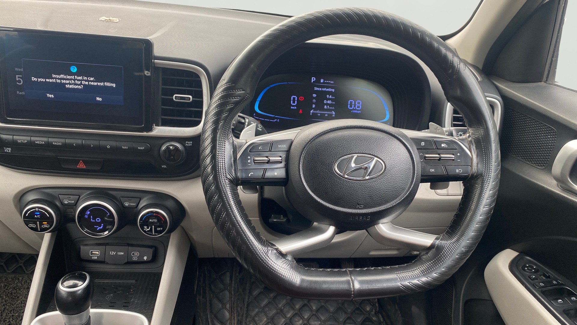 Used 2023 Hyundai Venue Used 2023 Hyundai Venue