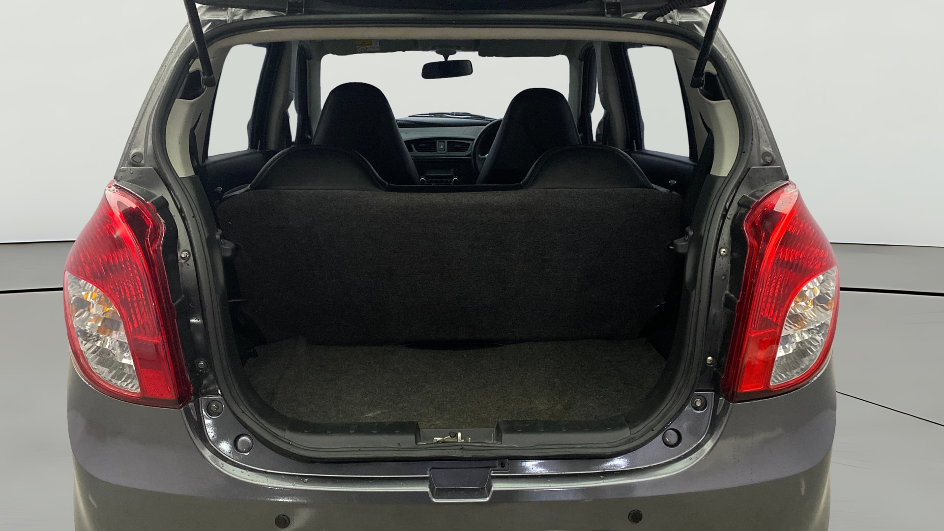 View 2022 Maruti Suzuki 1000 Base Variant Image 36 Used 2022 Maruti Suzuki 1000 Base Variant Image 36