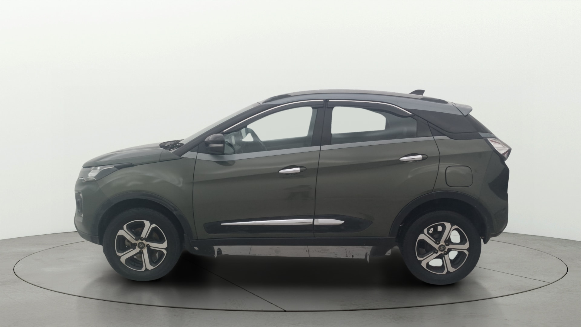 View 2021 Tata Nexon Revotron XE Image 27 Used 2021 Tata Nexon Revotron XE Image 27