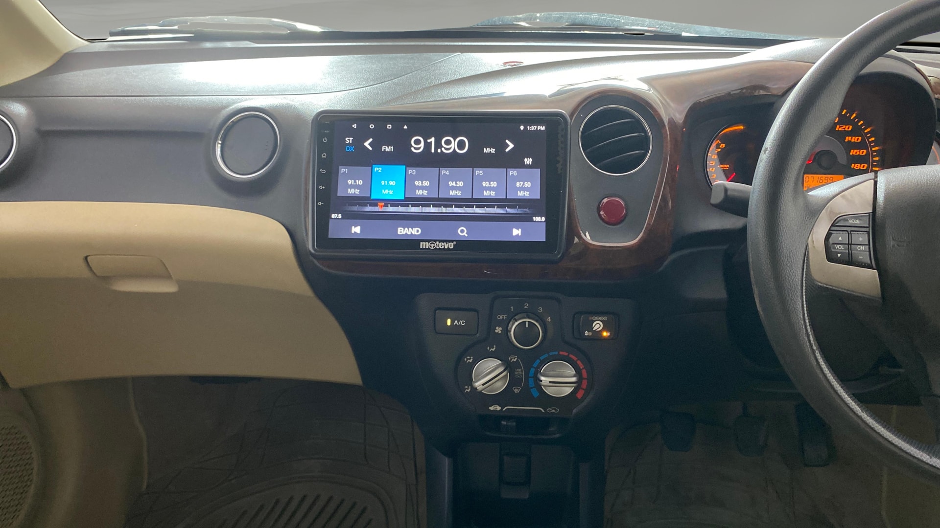 View 2014 Honda Amaze E MT Petrol BS IV Image 17 Used 2014 Honda Amaze E MT Petrol BS IV Image 17