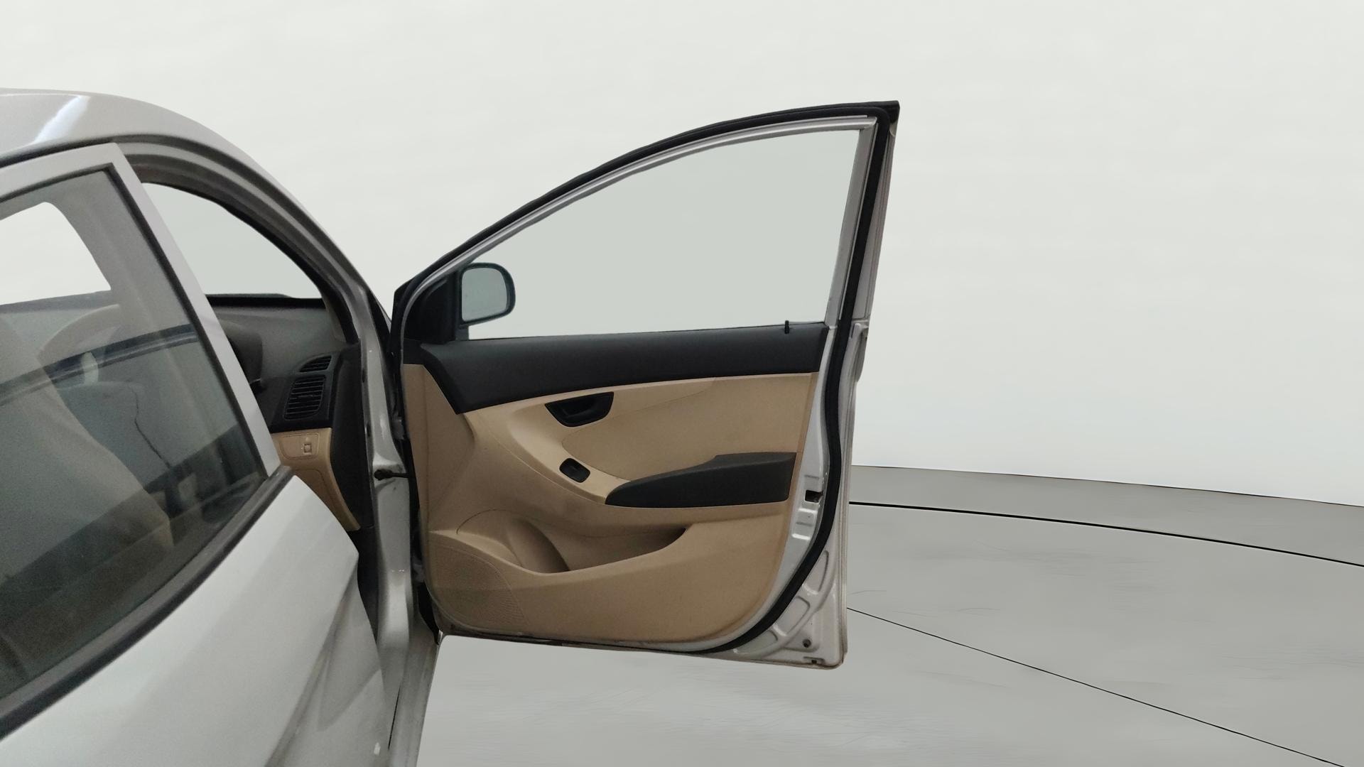 View 2014 Hyundai EON Era Plus Image 43 Used 2014 Hyundai EON Era Plus Image 43