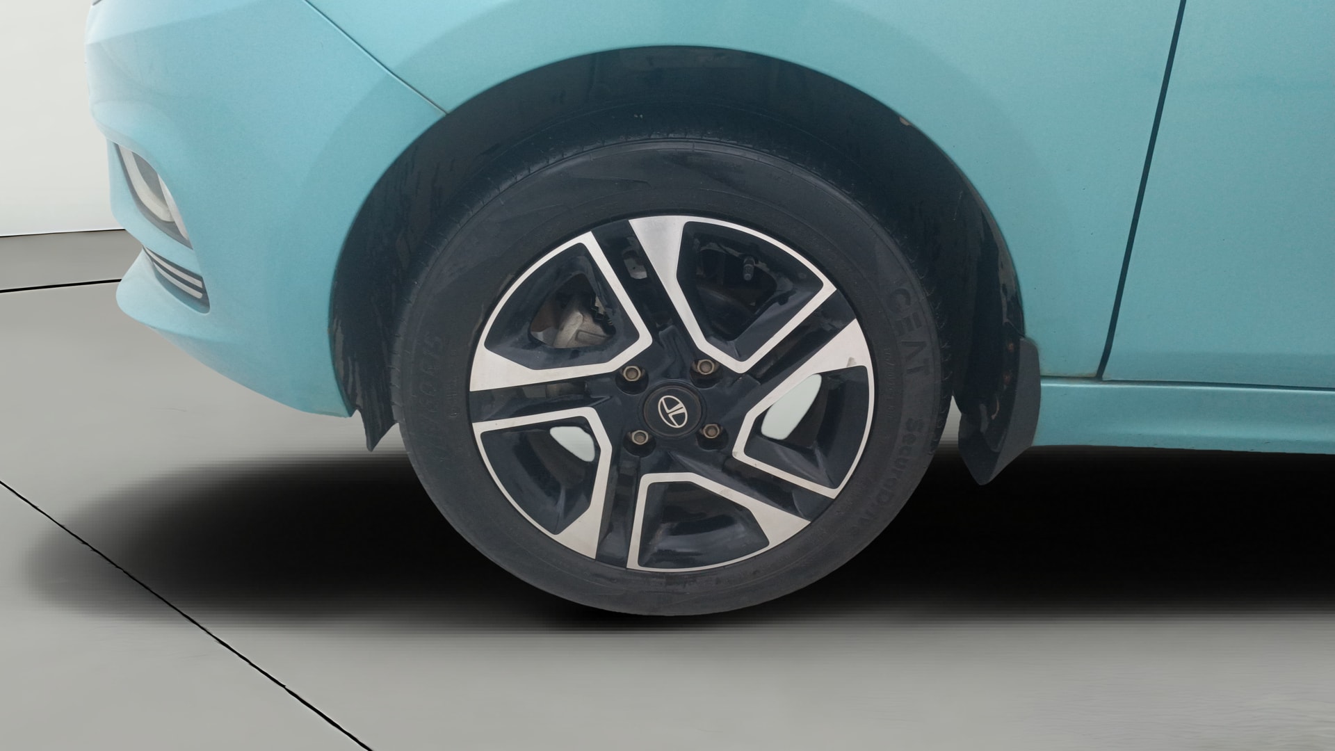 View 2025 Tata Tiago Revotorq XB Image 29 Used 2025 Tata Tiago Revotorq XB Image 29