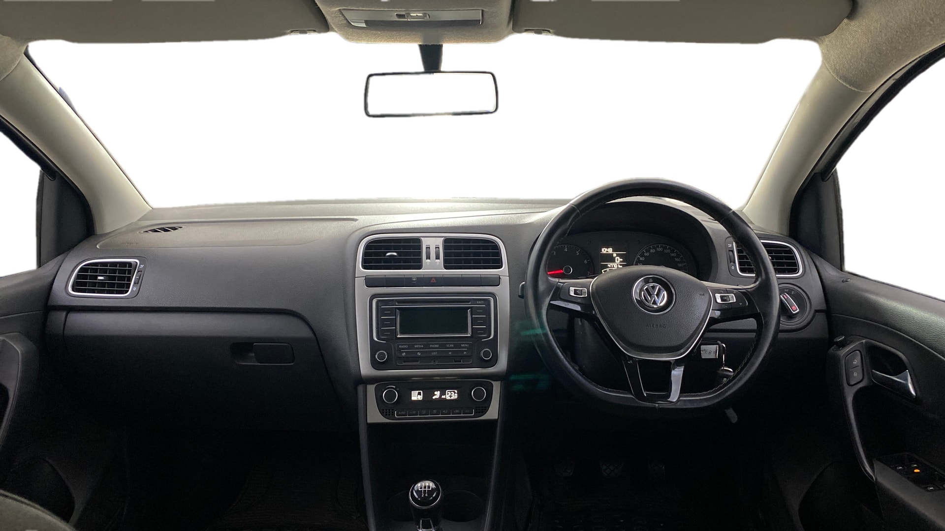 View 2015 Volkswagen Cross Polo 1.2 MPI Petrol Image 15 Used 2015 Volkswagen Cross Polo 1.2 MPI Petrol Image 15