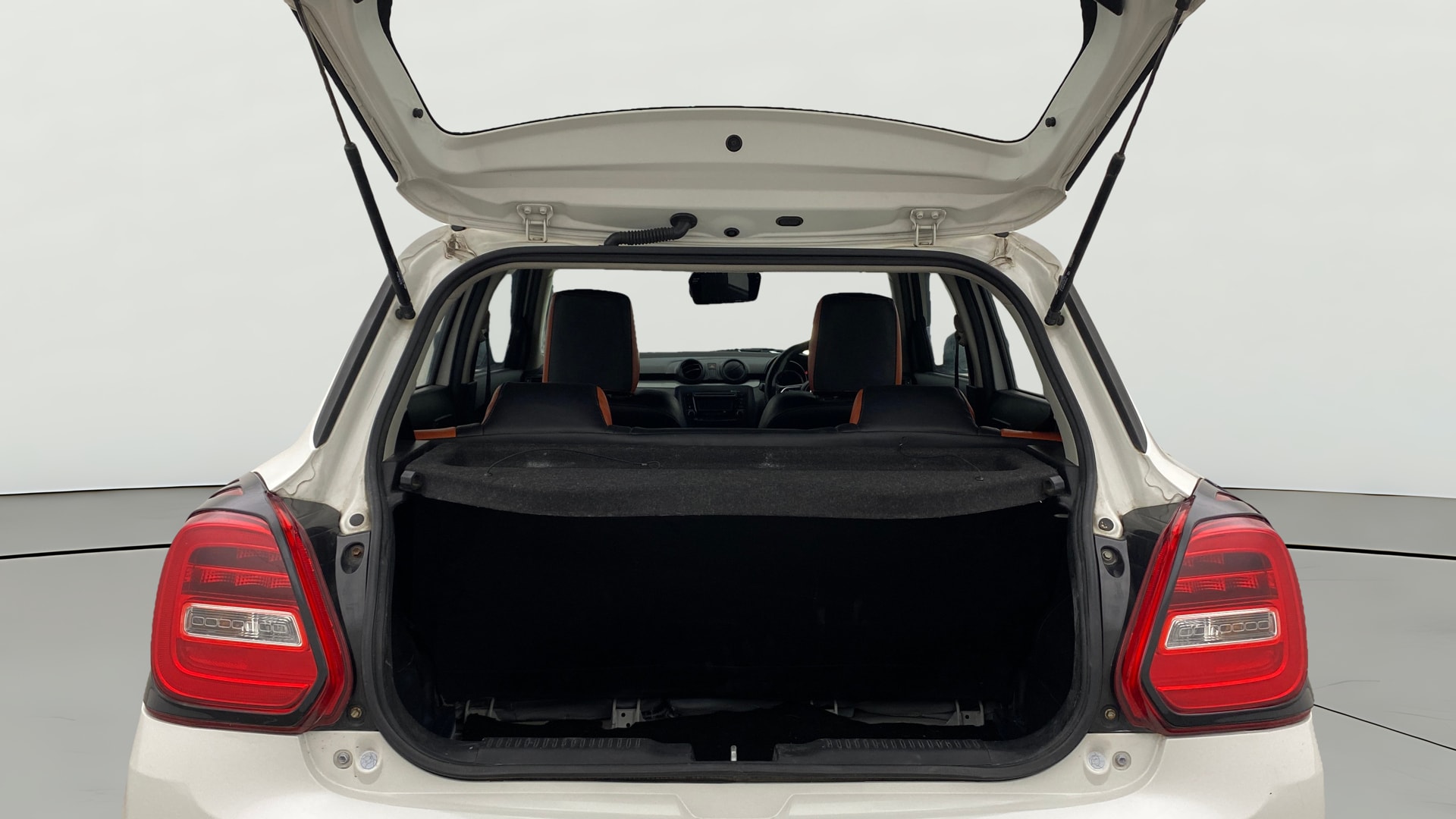 View 2019 Maruti Suzuki 1000 Base Variant Image 36 Used 2019 Maruti Suzuki 1000 Base Variant Image 36