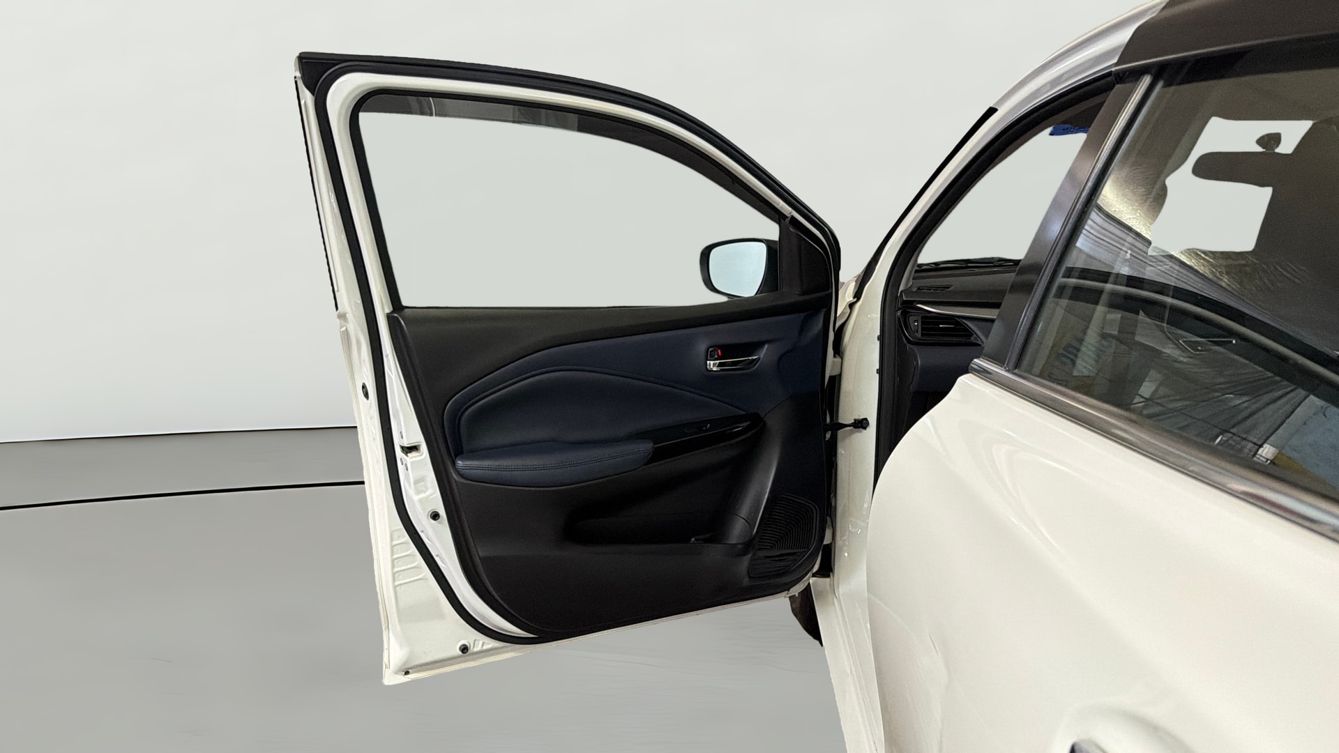 View 2023 Maruti Suzuki 1000 Base Variant Image 36 Used 2023 Maruti Suzuki 1000 Base Variant Image 36