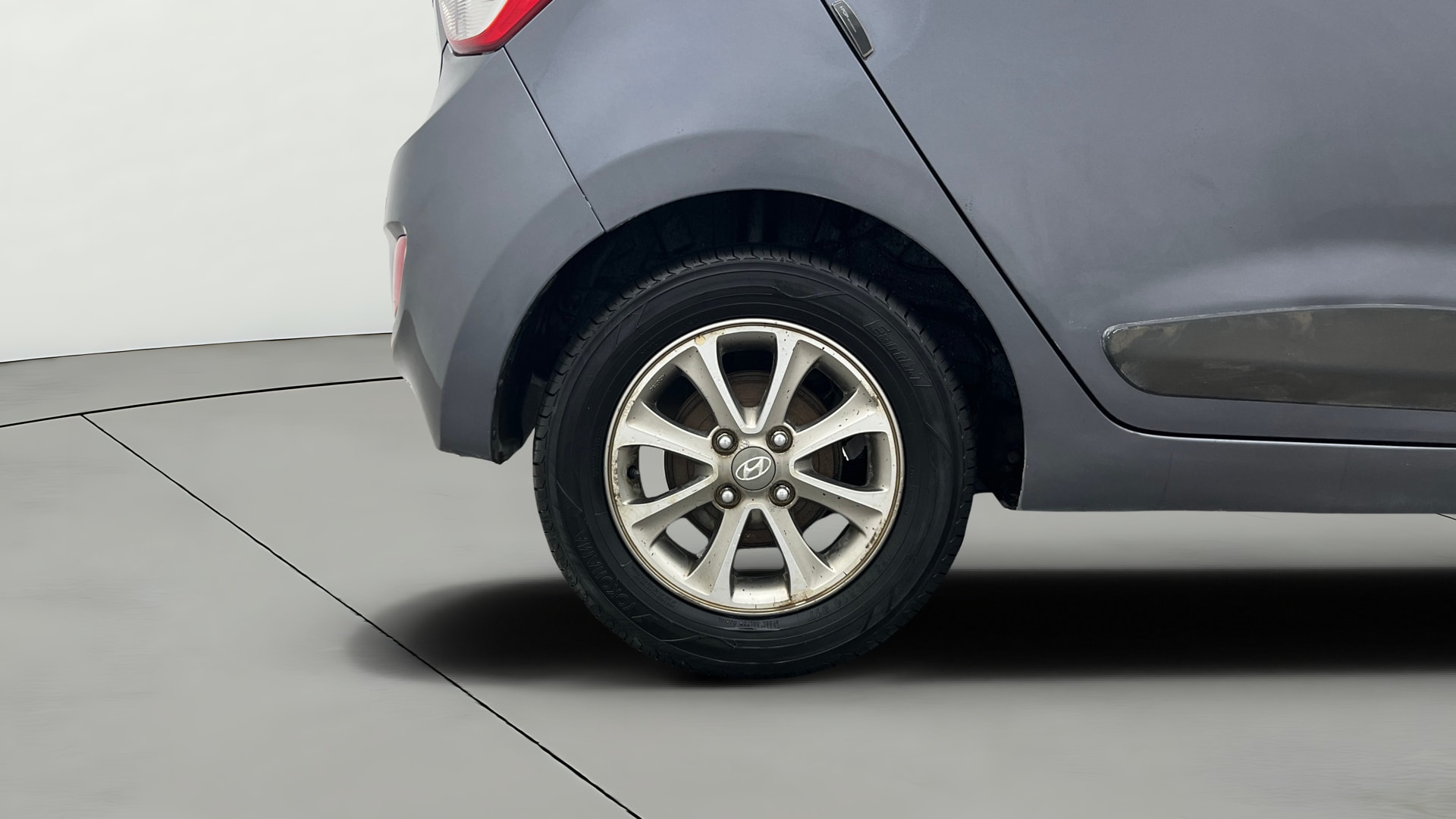 View 2016 Hyundai Grand i10 1.2 Asta Petrol Image 24 Used 2016 Hyundai Grand i10 1.2 Asta Petrol Image 24