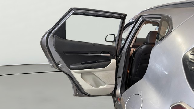 View Kia Sonet Image 15 Used Kia Sonet Image 15