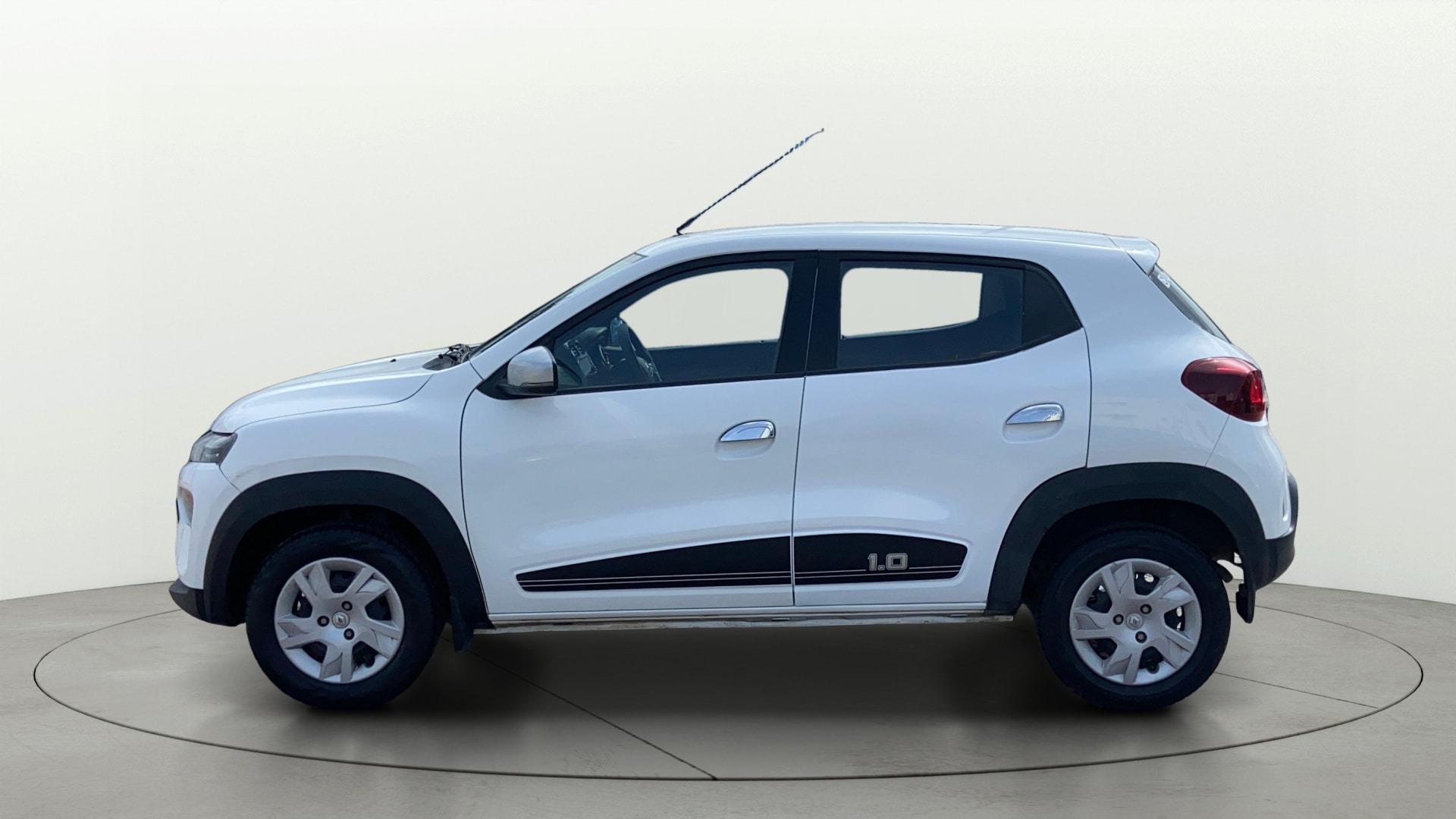 View 2024 Renault Kwid RXT 1.0 Image 5 Used 2024 Renault Kwid RXT 1.0 Image 5