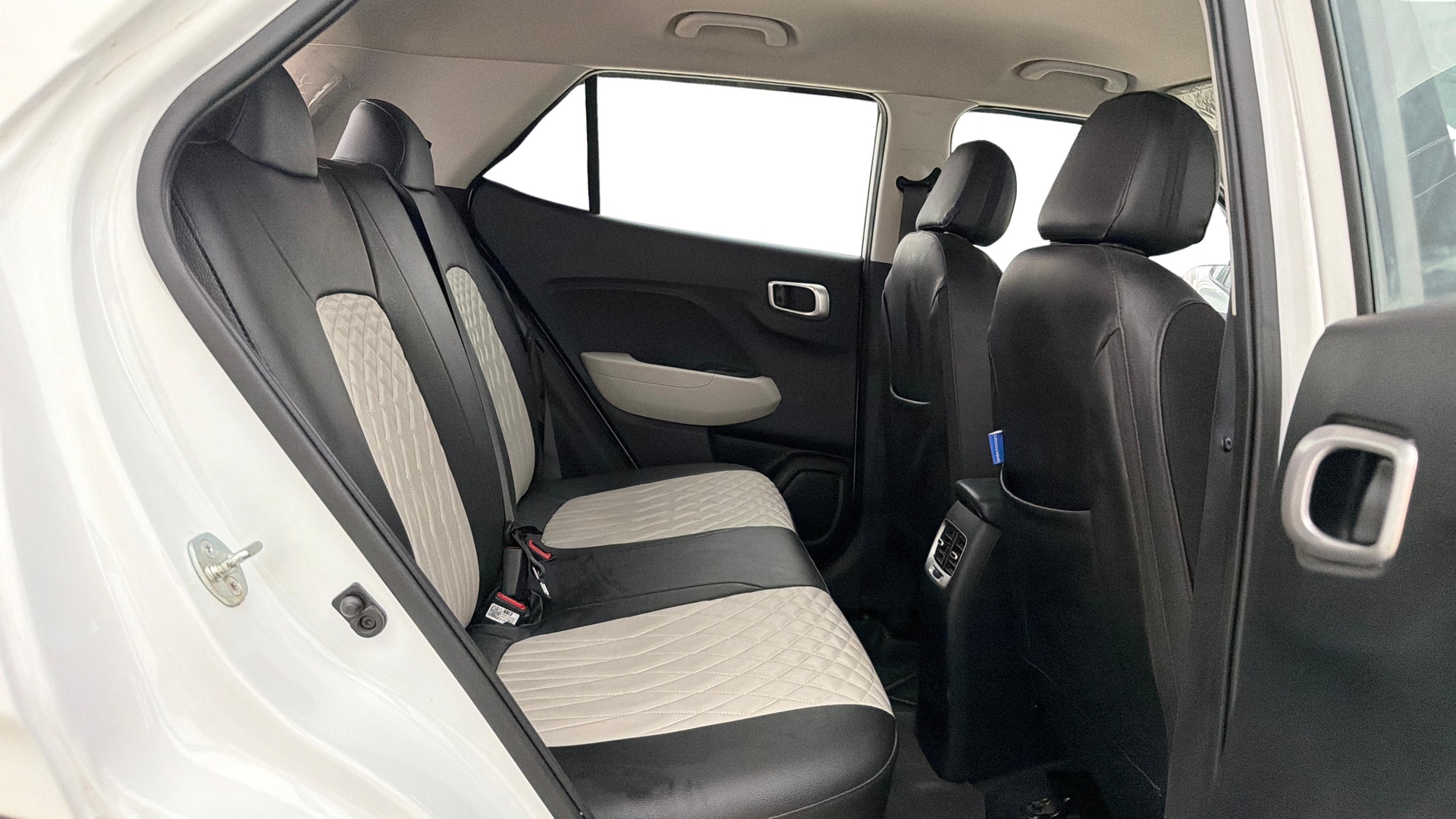 View 2025 Hyundai Venue S 1.2 Petrol Image 29 Used 2025 Hyundai Venue S 1.2 Petrol Image 29