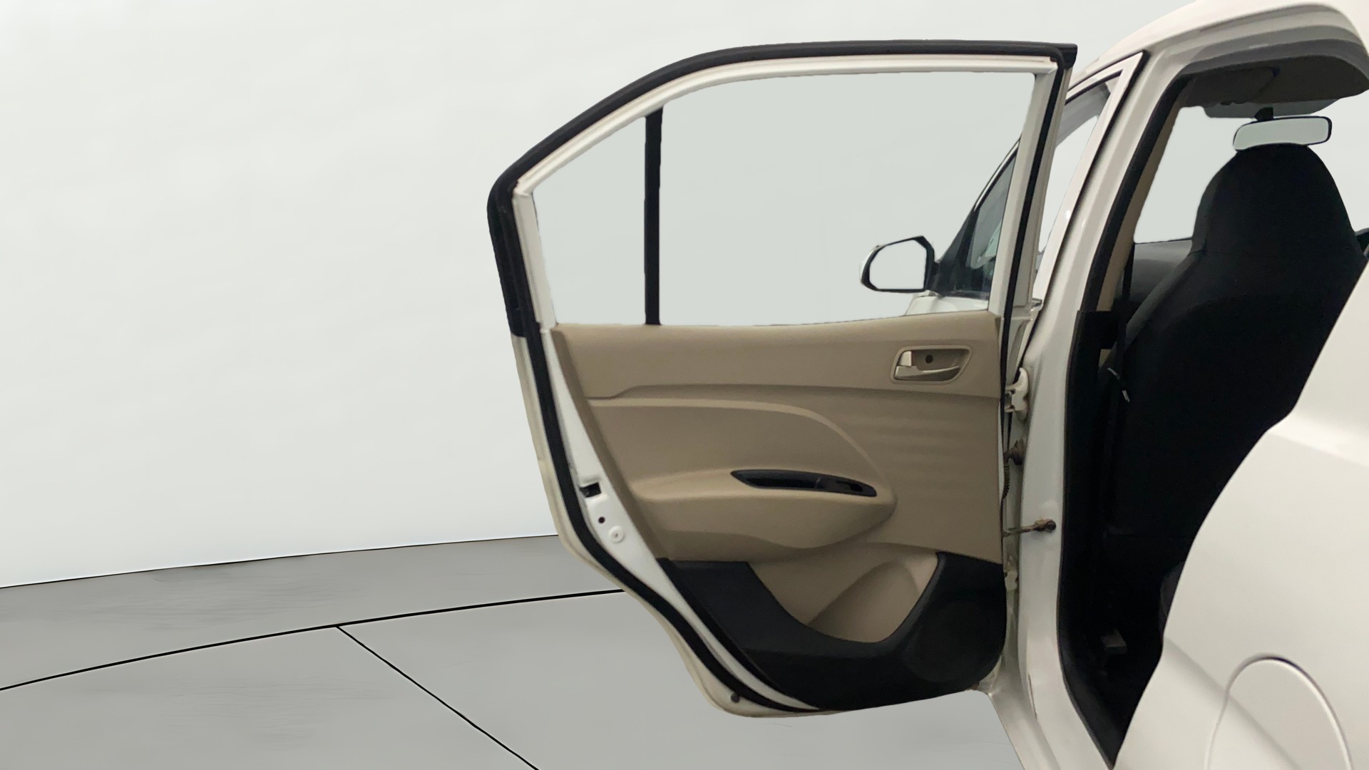 View 2019 Hyundai New Santro D-Lite Petrol Image 23 Used 2019 Hyundai New Santro D-Lite Petrol Image 23