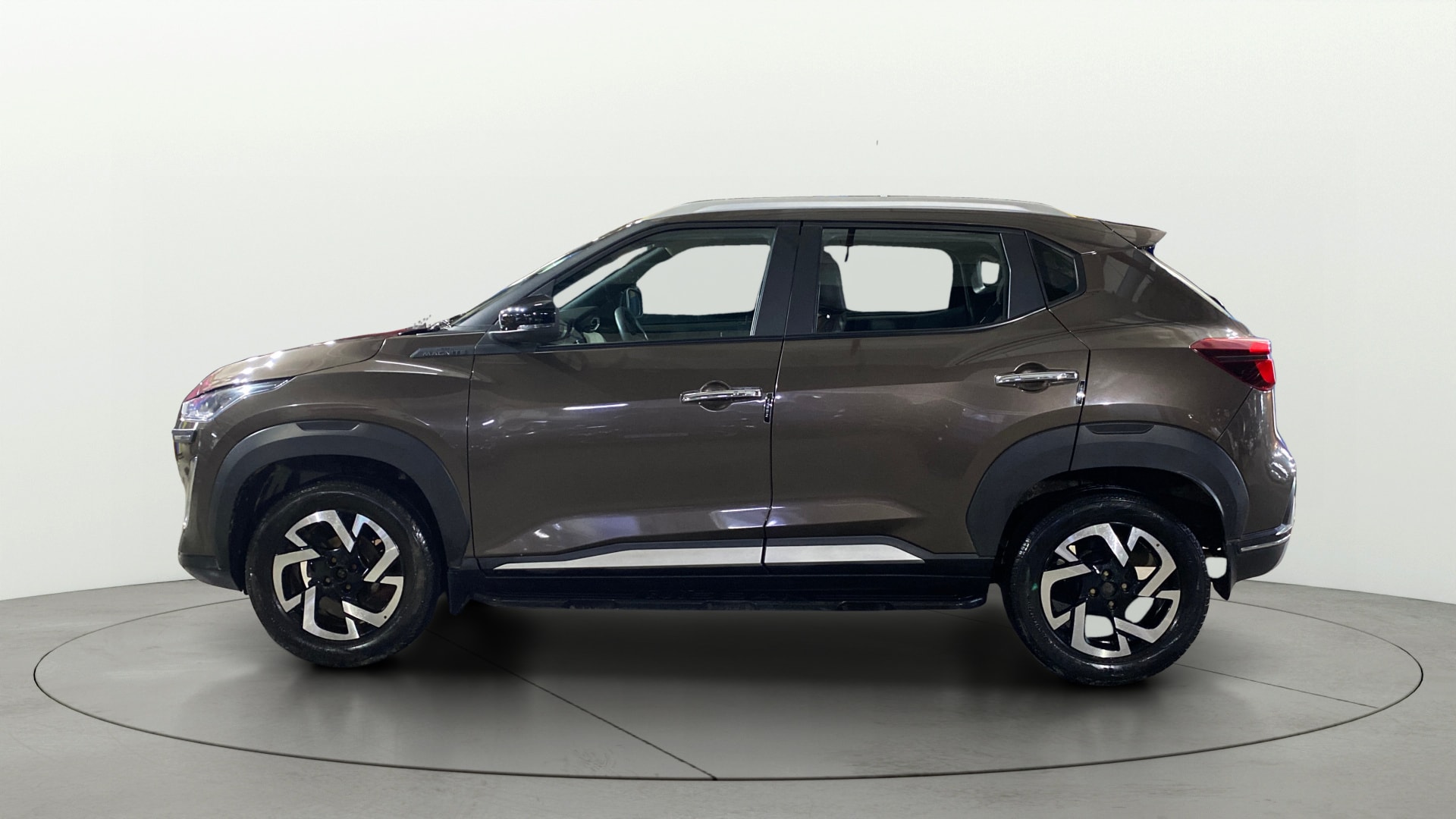 View 2022 Nissan Magnite XV Image 5 Used 2022 Nissan Magnite XV Image 5