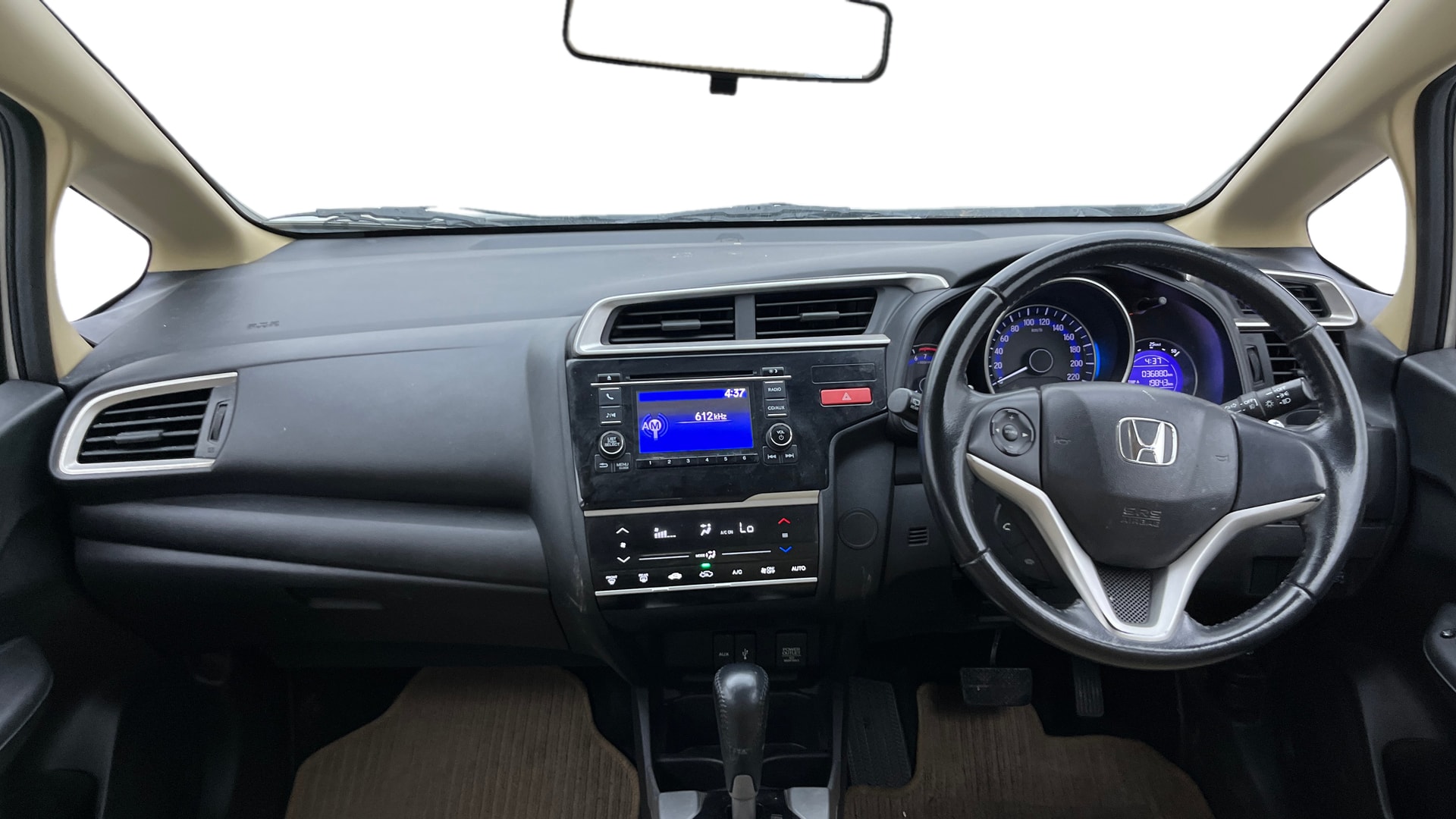 View 2015 Honda Jazz E MT Diesel Image 31 Used 2015 Honda Jazz E MT Diesel Image 31