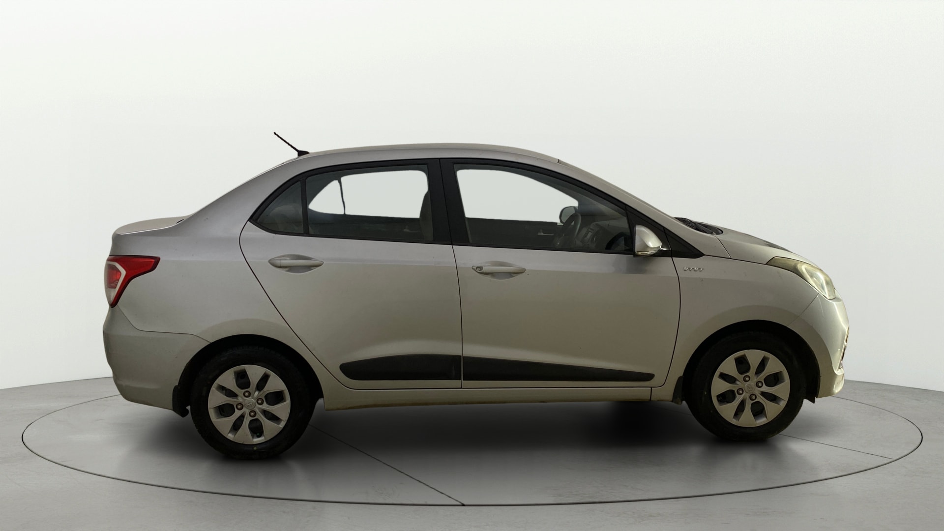 View 2016 Hyundai Xcent S Petrol Image 8 Used 2016 Hyundai Xcent S Petrol Image 8