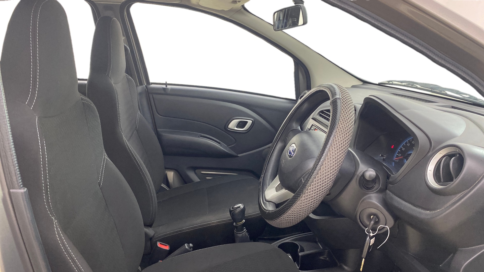 View 2019 Datsun Redi GO S-1.0L BS IV Image 25 Used 2019 Datsun Redi GO S-1.0L BS IV Image 25