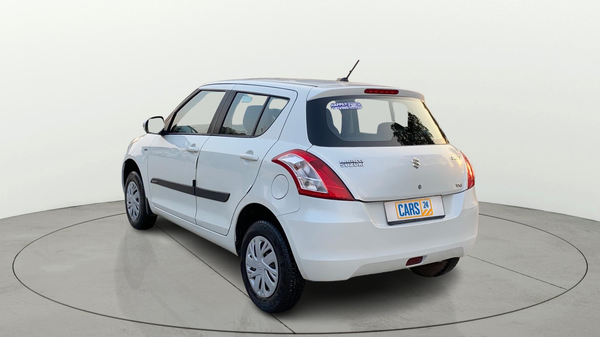 View 2017 Maruti Suzuki 1000 Base Variant Image 2 Used 2017 Maruti Suzuki 1000 Base Variant Image 2