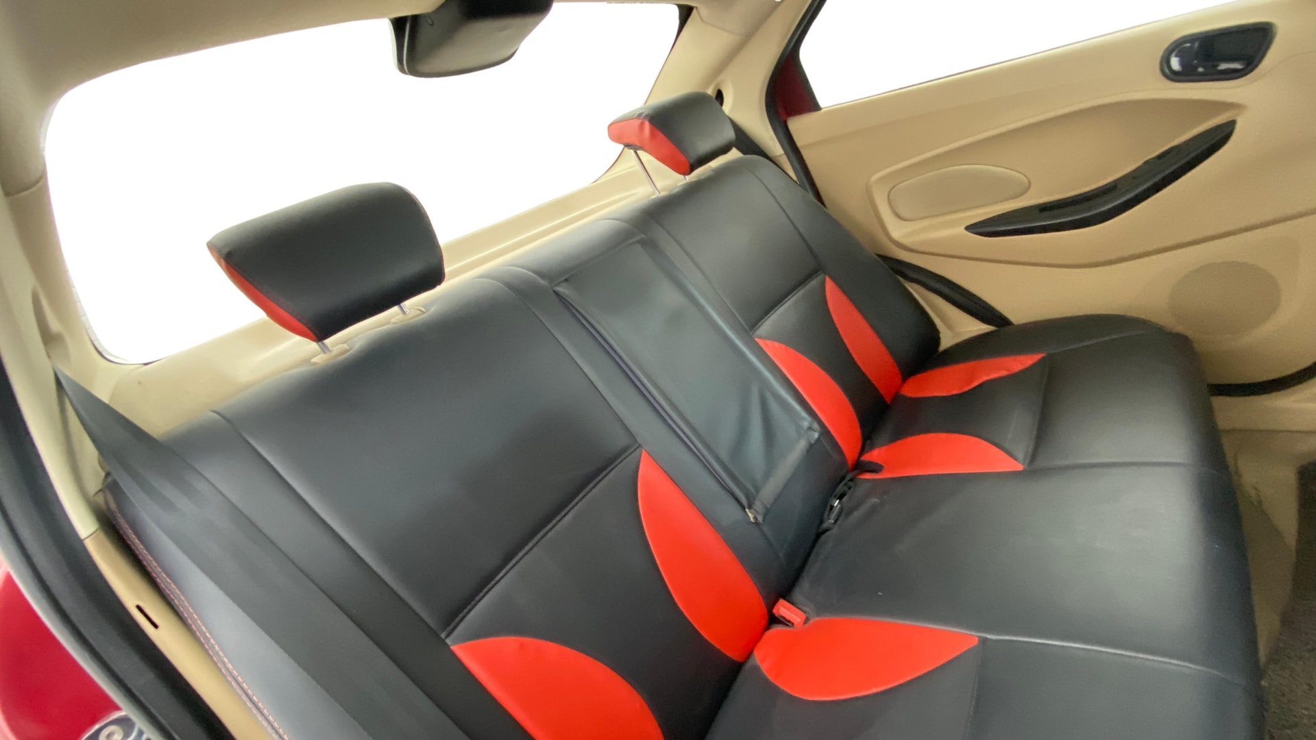 View 2015 Ford Figo Aspire 1.2P Ambiente MT BS IV Image 29 Used 2015 Ford Figo Aspire 1.2P Ambiente MT BS IV Image 29