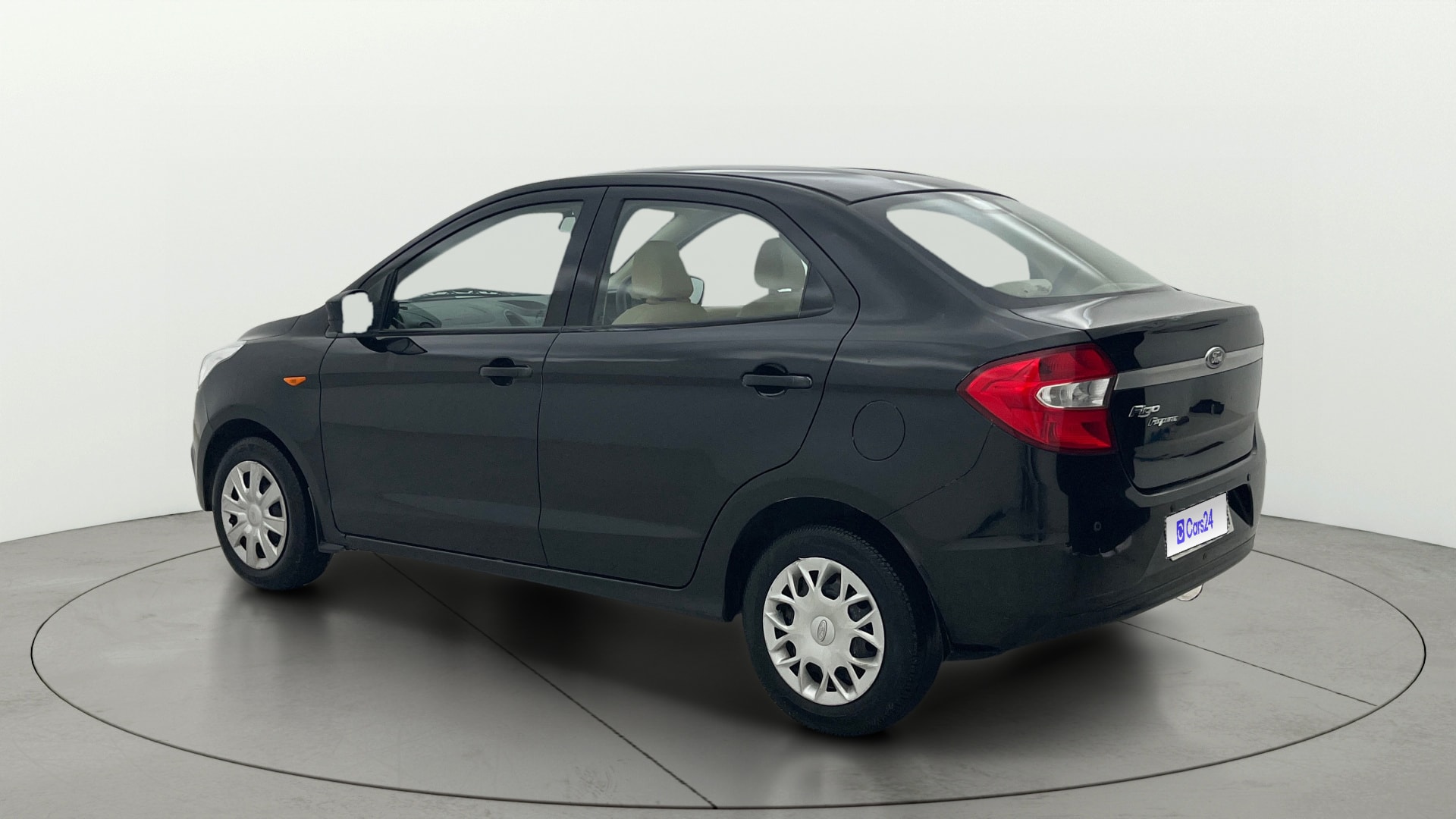 View 2017 Ford Figo Aspire 1.2P Ambiente MT BS IV Image 2 Used 2017 Ford Figo Aspire 1.2P Ambiente MT BS IV Image 2