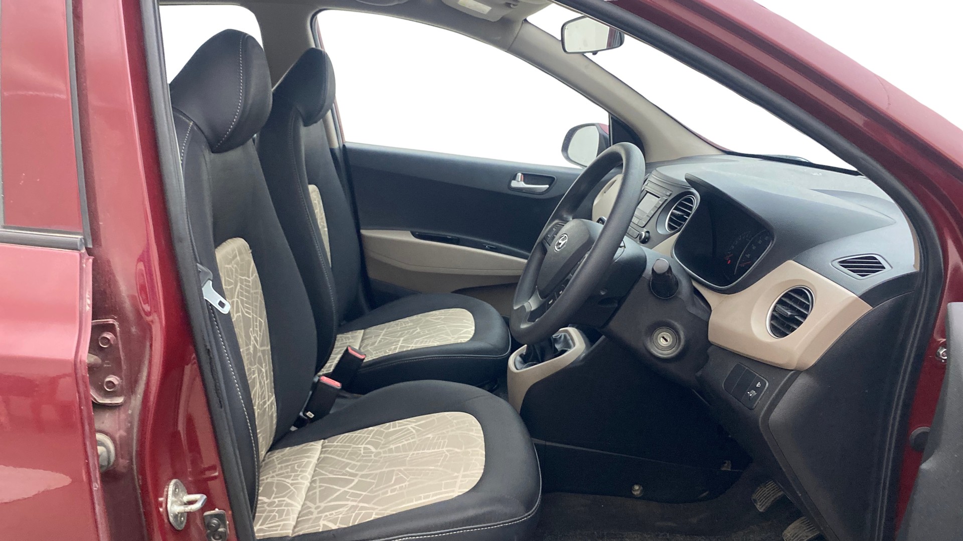 View 2016 Hyundai Grand i10 Sportz 1.2 Kappa Image 25 Used 2016 Hyundai Grand i10 Sportz 1.2 Kappa Image 25