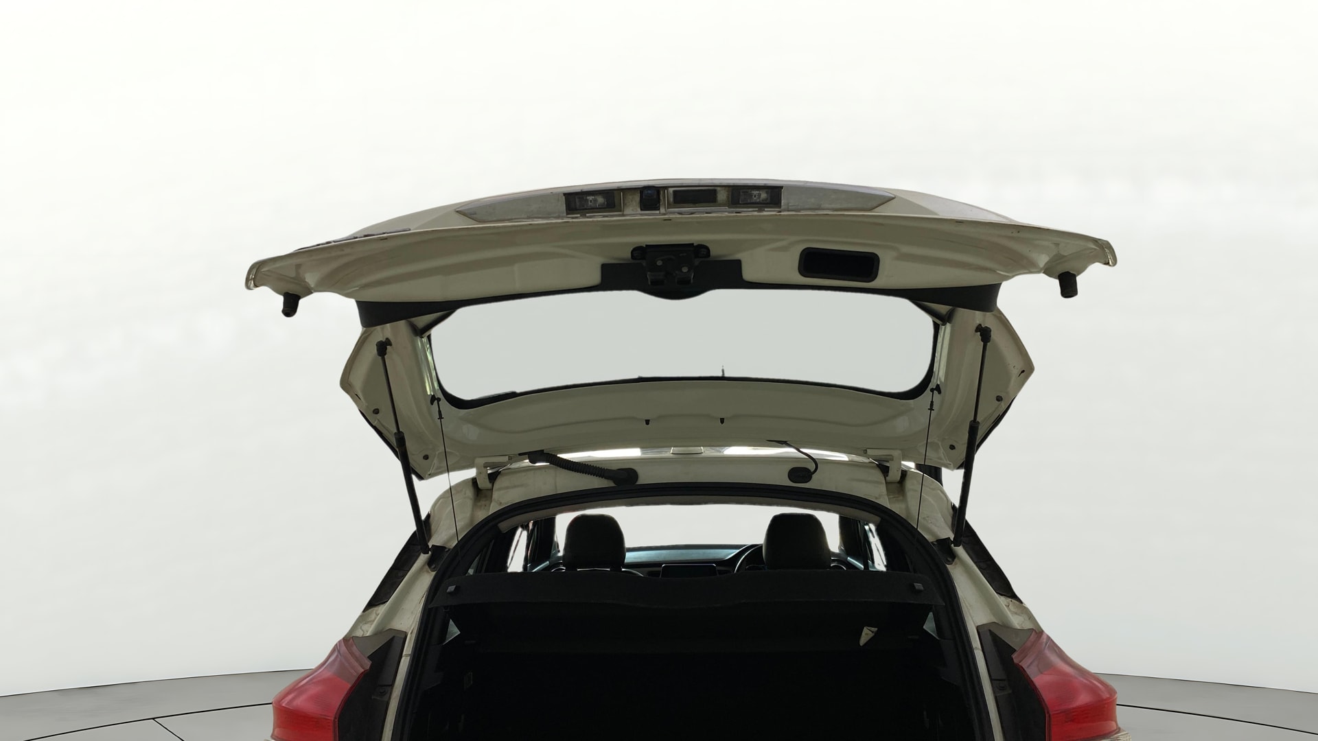 View 2019 Nissan Kicks XV Petrol BS IV Image 16 Used 2019 Nissan Kicks XV Petrol BS IV Image 16