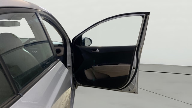 View Hyundai Xcent Image 43 Used Hyundai Xcent Image 43