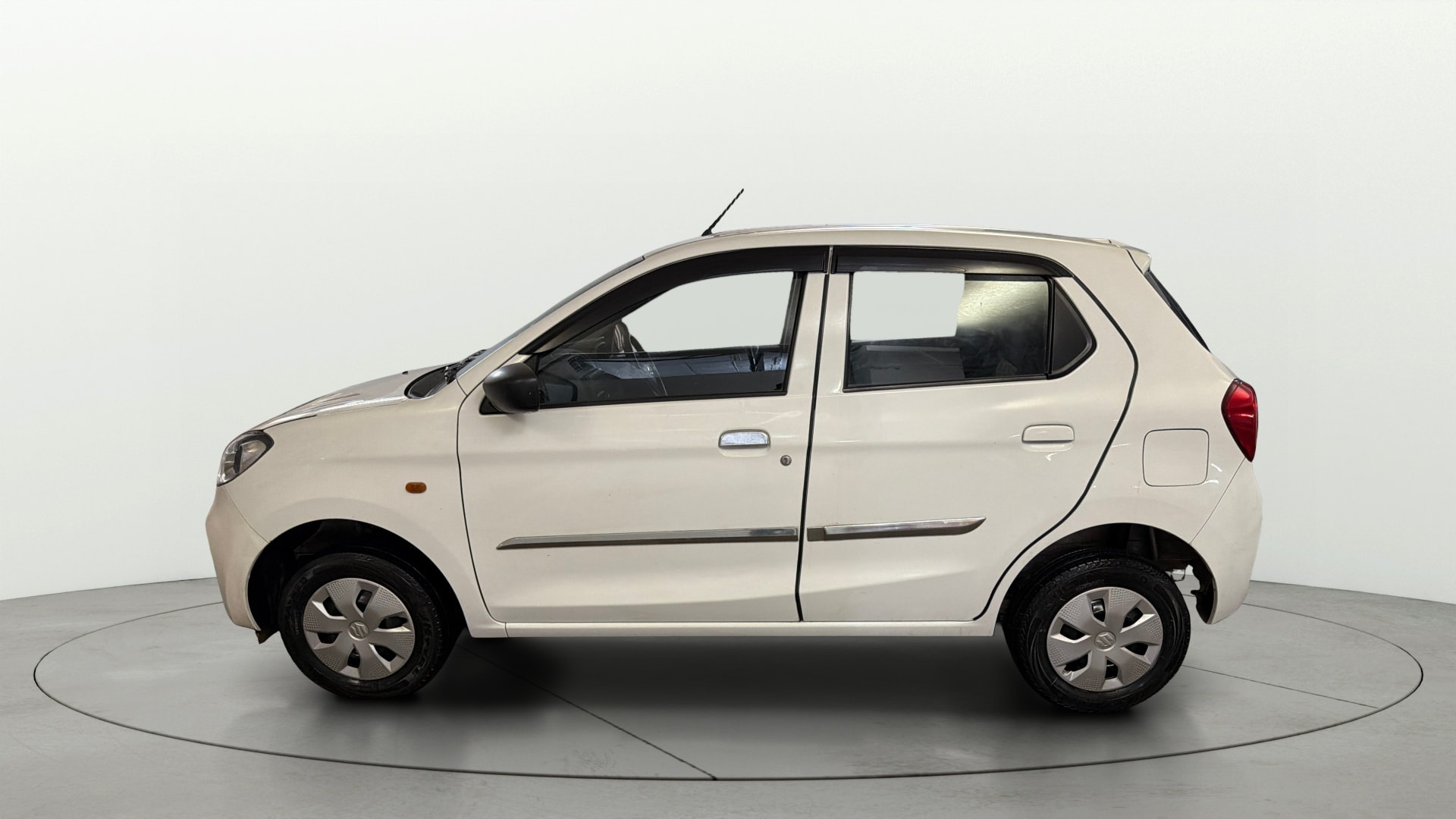 View 2023 Maruti Suzuki Alto K10 LX Image 5 Used 2023 Maruti Suzuki Alto K10 LX Image 5