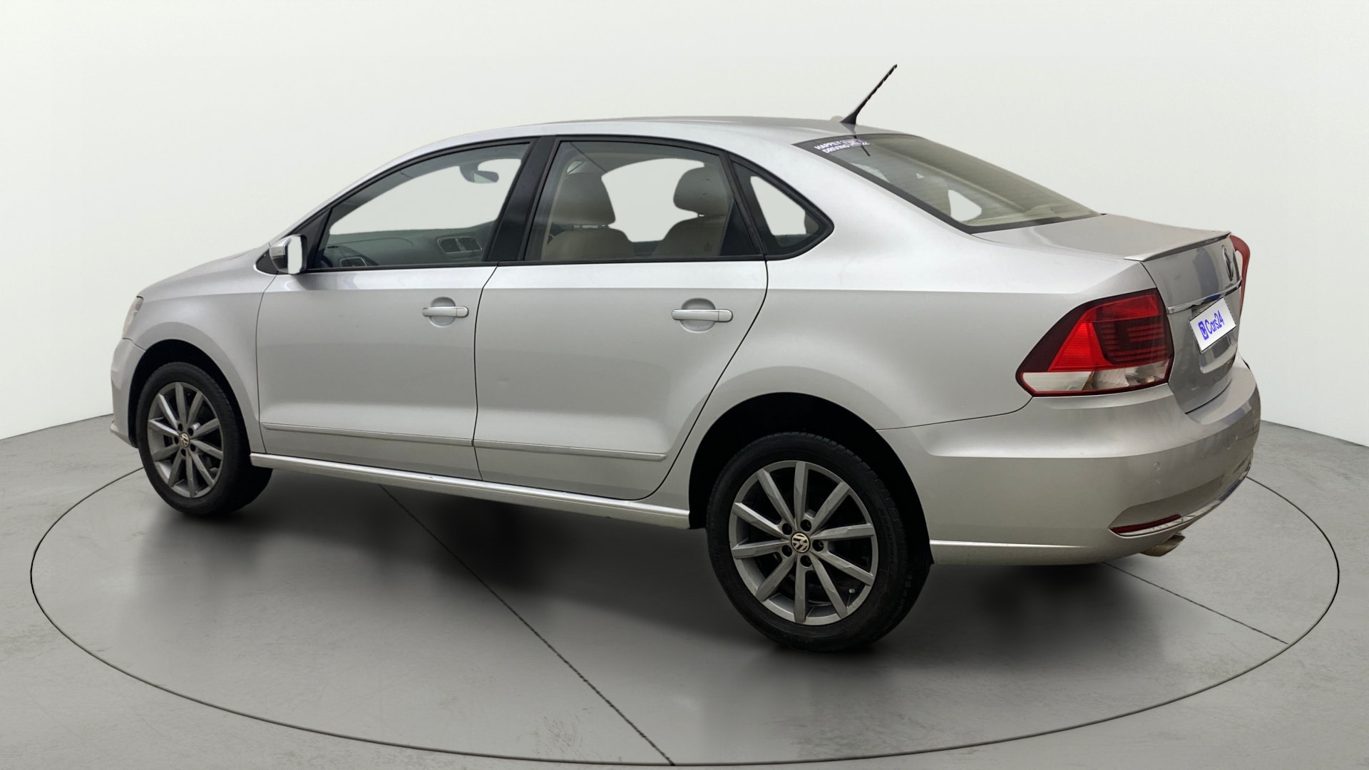 View 2019 Volkswagen Vento 1.2 L TSI Comfortline Petrol AT Image 2 Used 2019 Volkswagen Vento 1.2 L TSI Comfortline Petrol AT Image 2