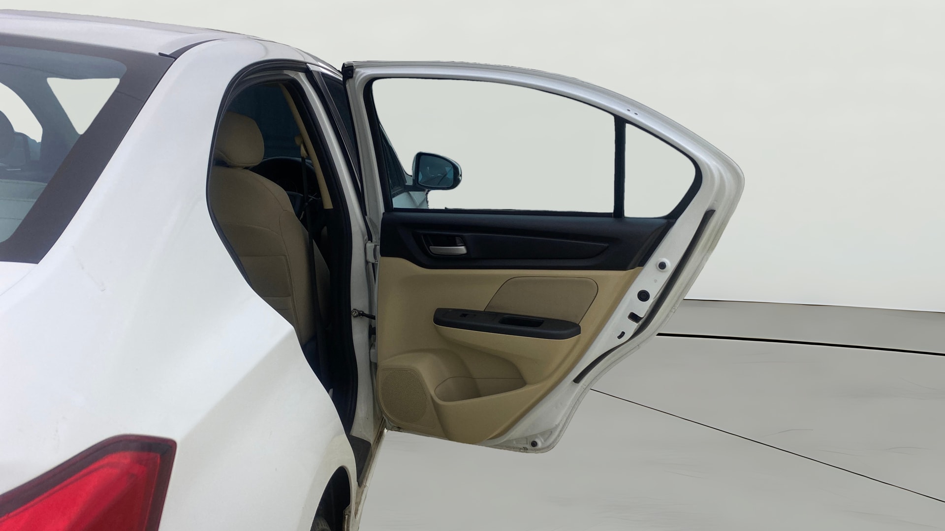 View 2020 Honda Amaze E MT Petrol BS IV Image 7 Used 2020 Honda Amaze E MT Petrol BS IV Image 7