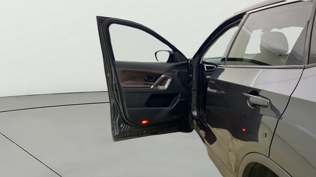 View Tata Harrier Image 30 Used Tata Harrier Image 30