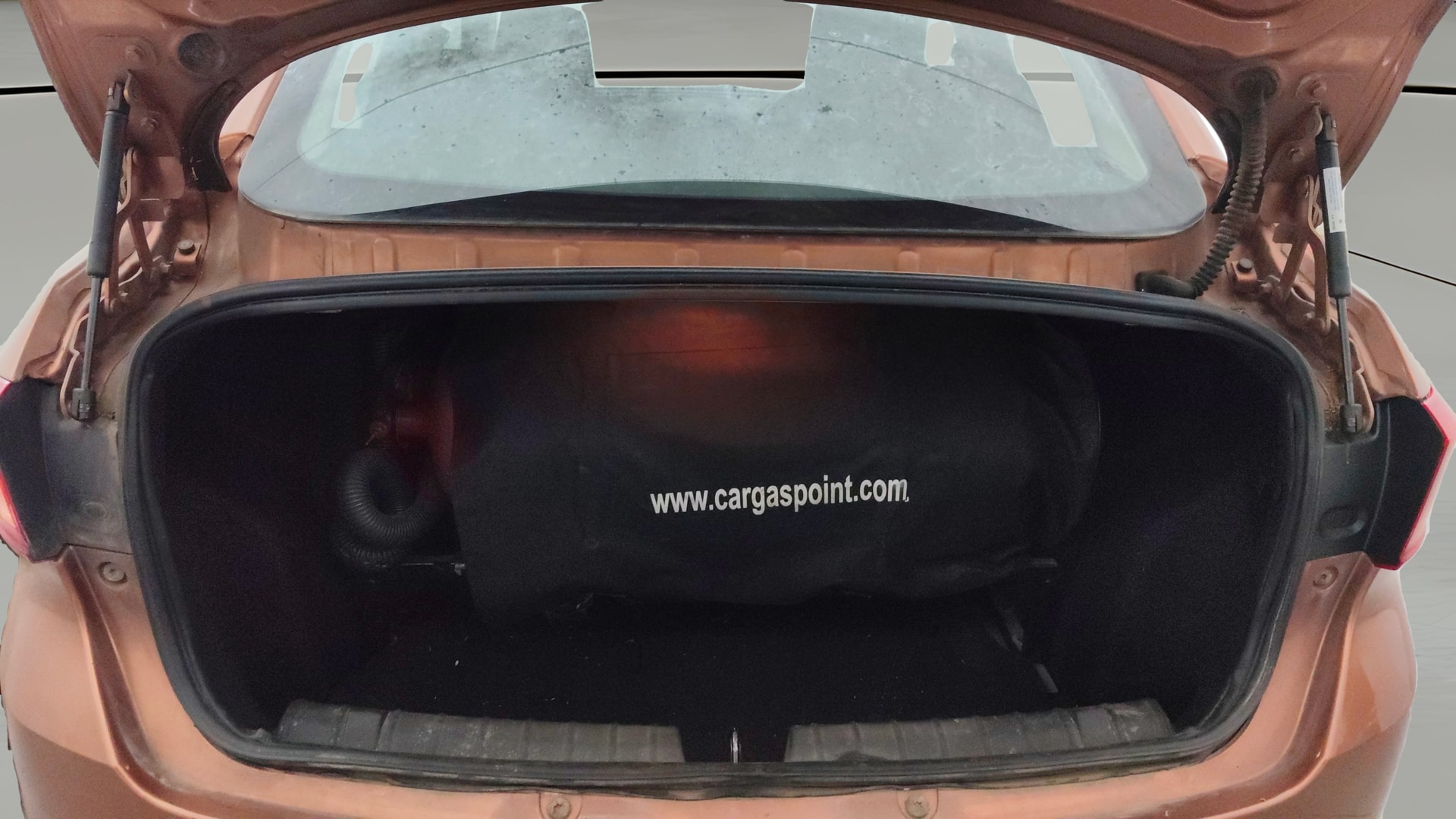 View 2018 Tata Tigor XE Diesel Image 36 Used 2018 Tata Tigor XE Diesel Image 36
