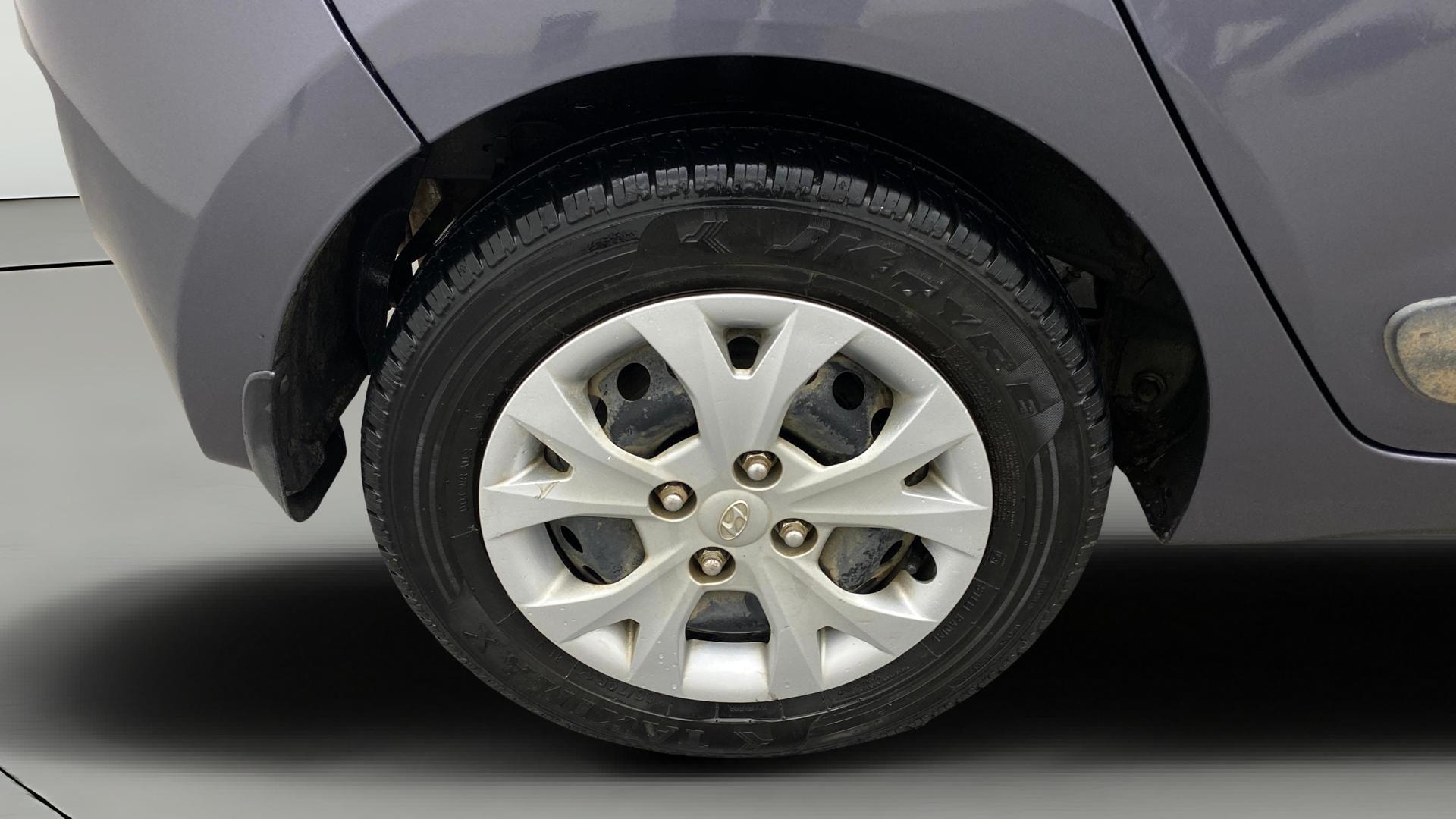View 2016 Hyundai Grand i10 Sportz 1.2 Kappa Image 23 Used 2016 Hyundai Grand i10 Sportz 1.2 Kappa Image 23