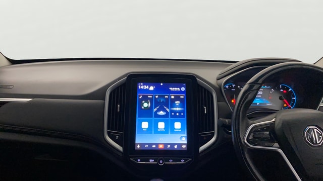 View MG Hector Image 17 Used MG Hector Image 17